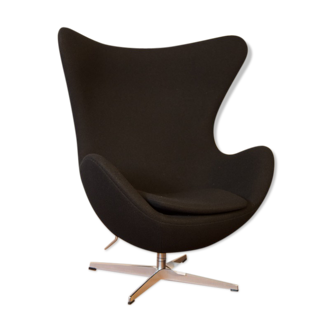 Egg chair de Arne Jacobsen par Fritz Hansen