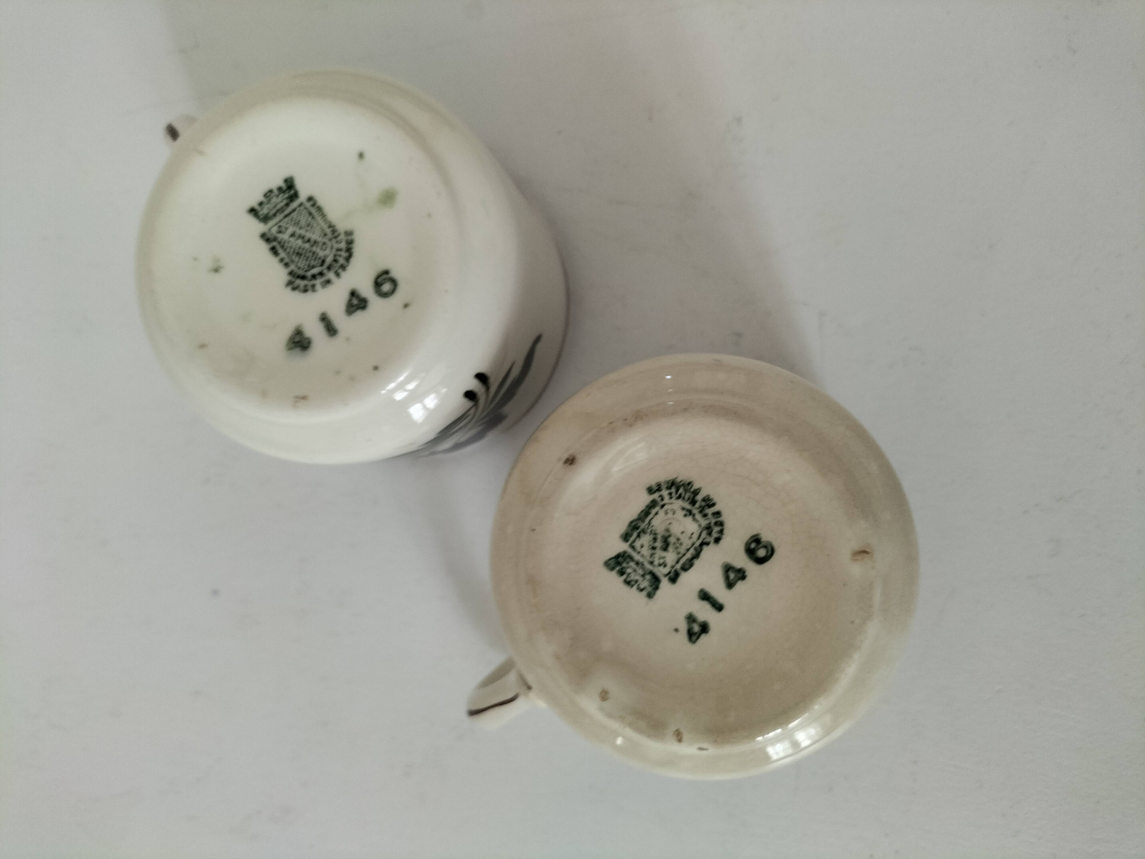 Duo de tasses anciennes Saint-Amand – Décor floral 4146 (années 1930–50)