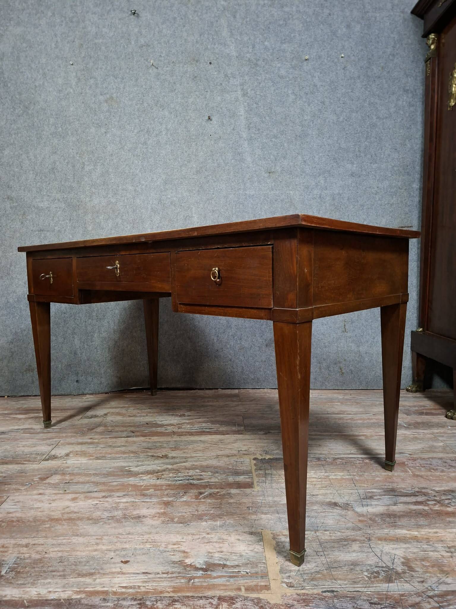 Louis XVI flat desk in mahogany