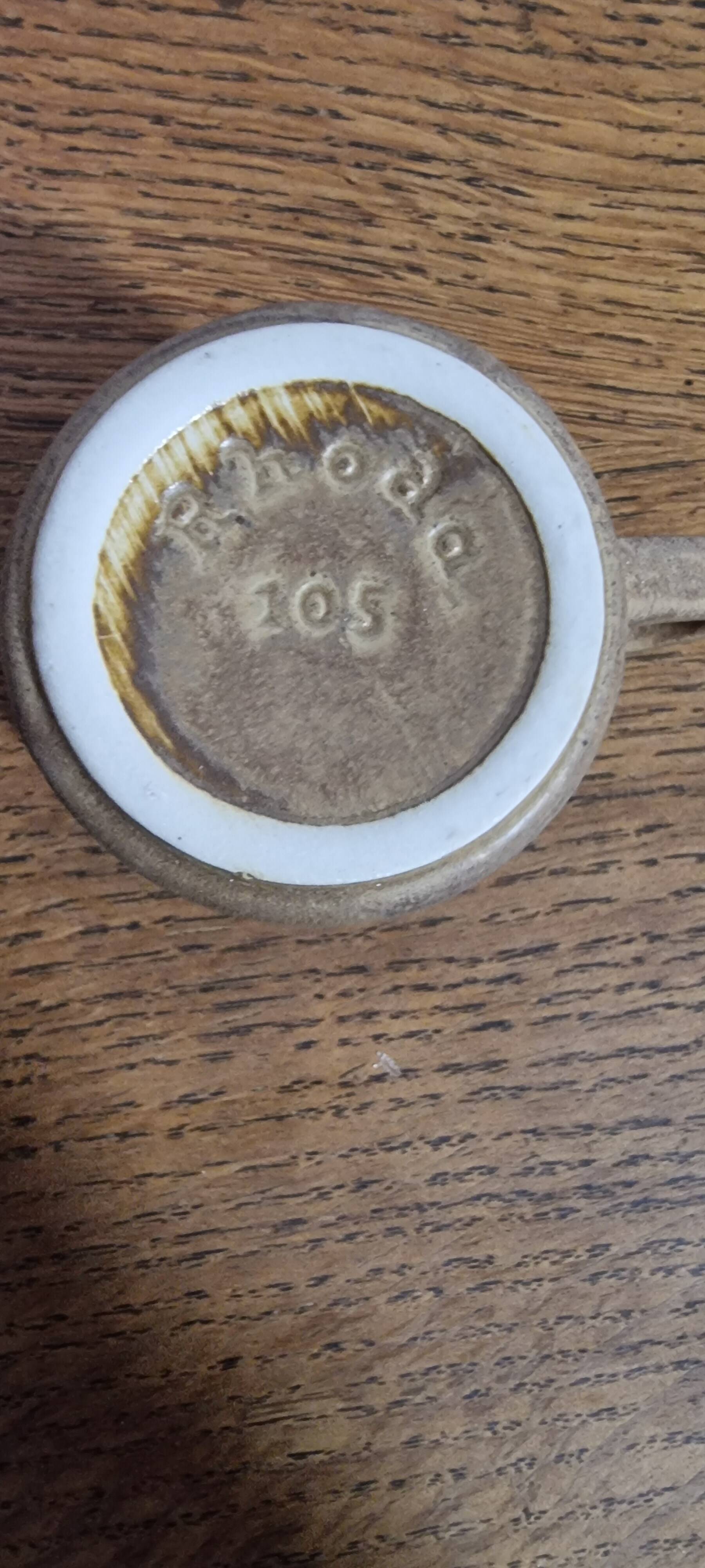 Series of 6 cups with their saucer in RHODA CERAM stoneware.