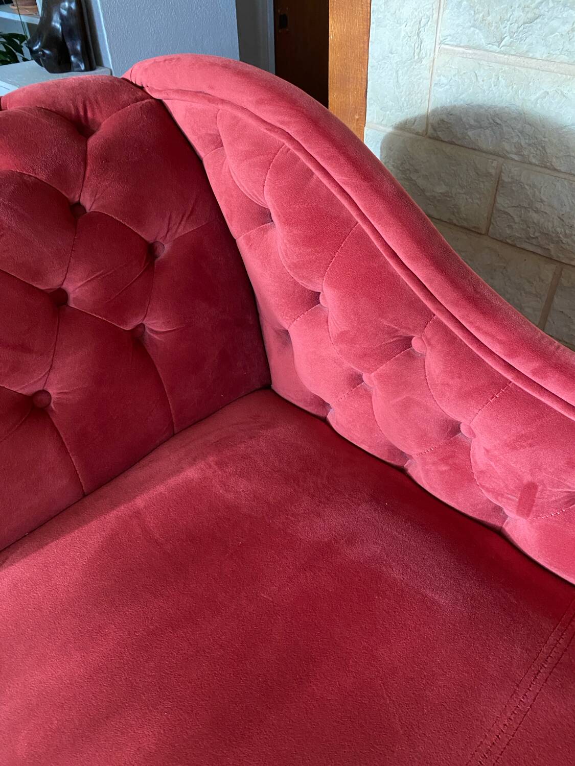 Chesterfield daybed in raspberry red velvet left side