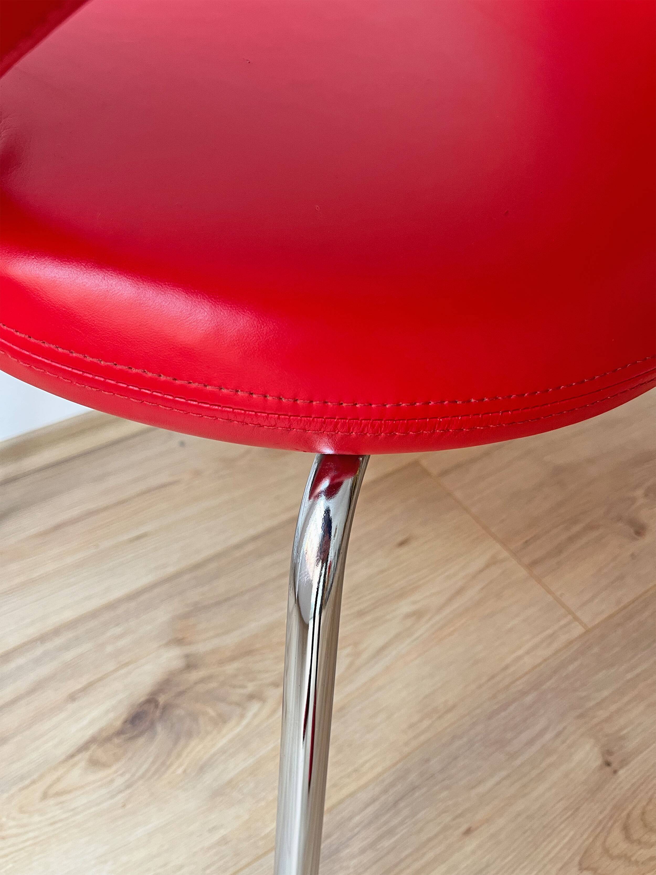 Chaise Artifort Nina vintage, cuir rouge, René Holten années 1990