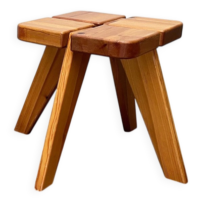 Tabouret Apila moderne du milieu du siècle en pin attribué à Rauni Peippo, Finlande, années 1960