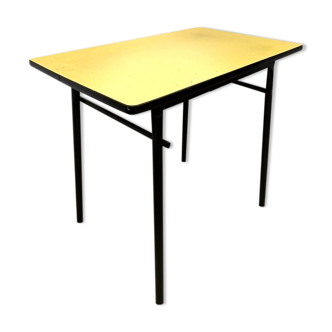 Small formica table