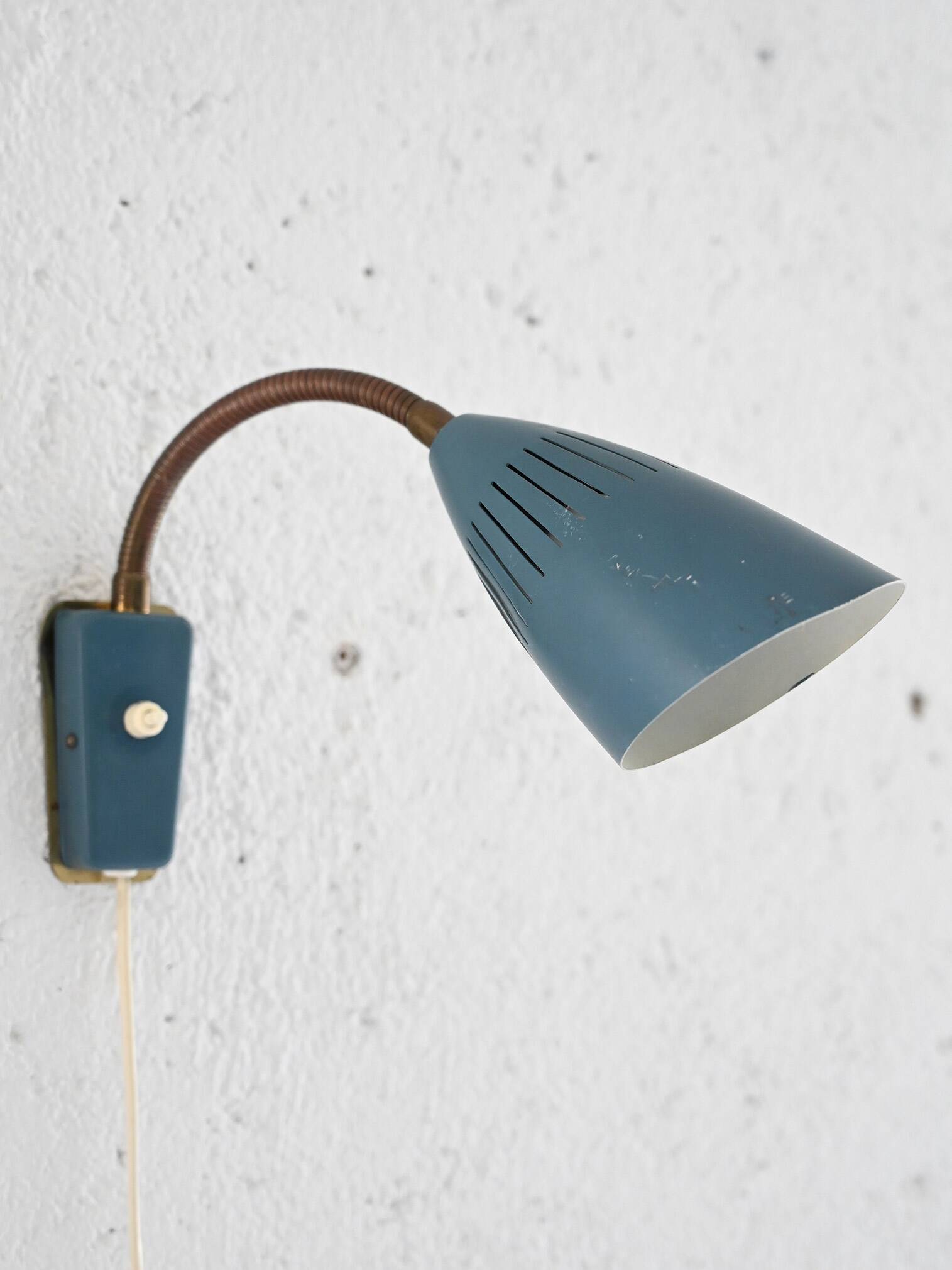 Scandinavian wall light from the 60s – wall lamp