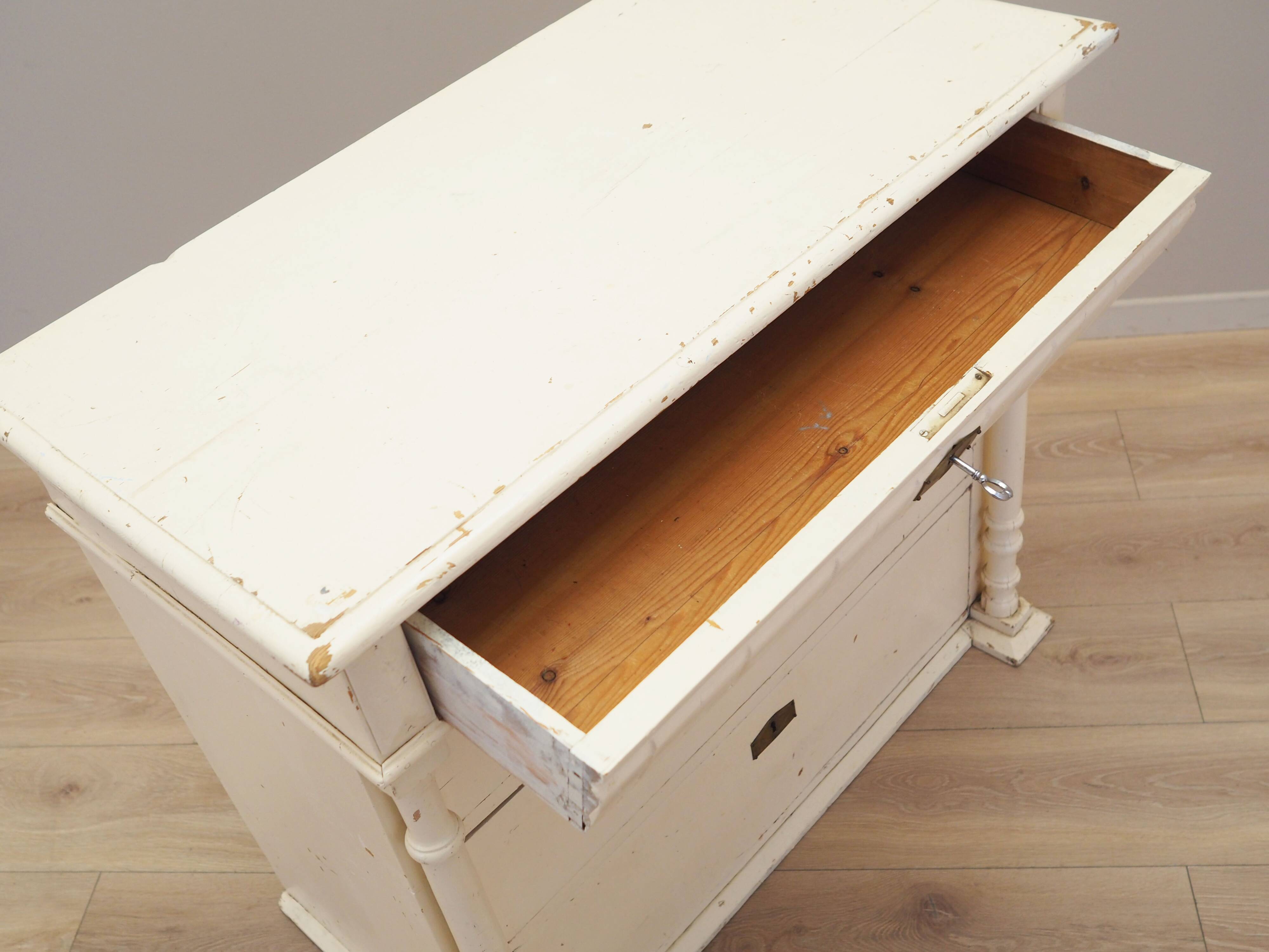 Pine chest of drawers, Danish design, 1950s, production: Denmark