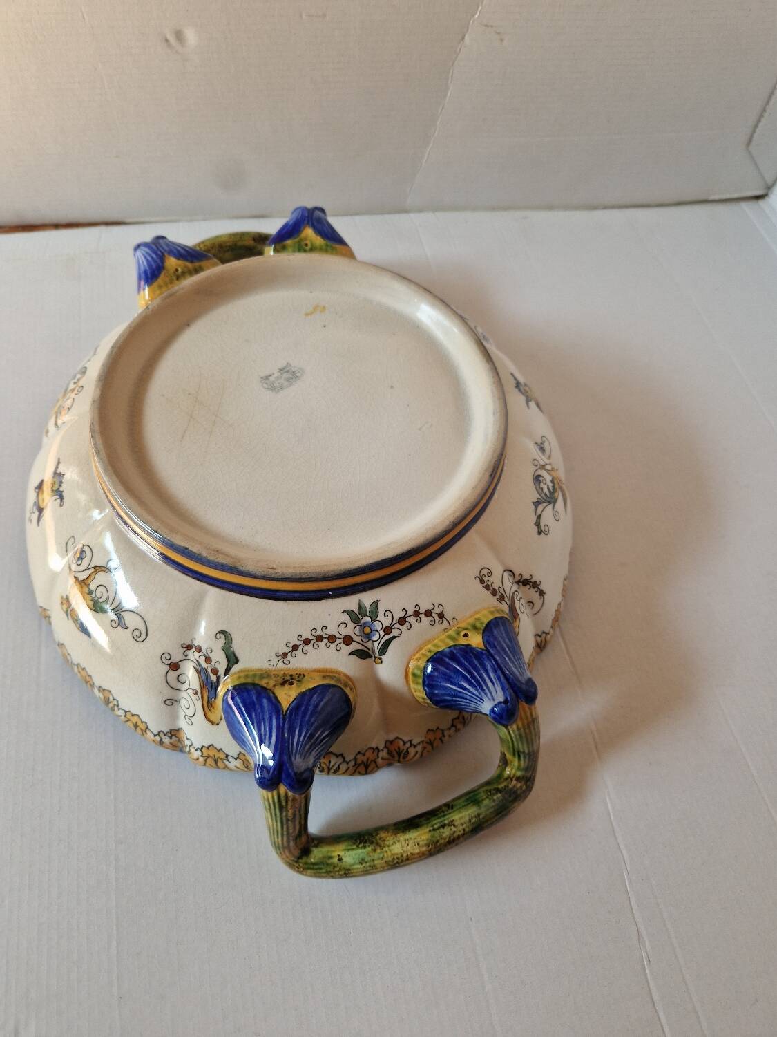 Old ceramic cup / salad bowl signed gien 1900
