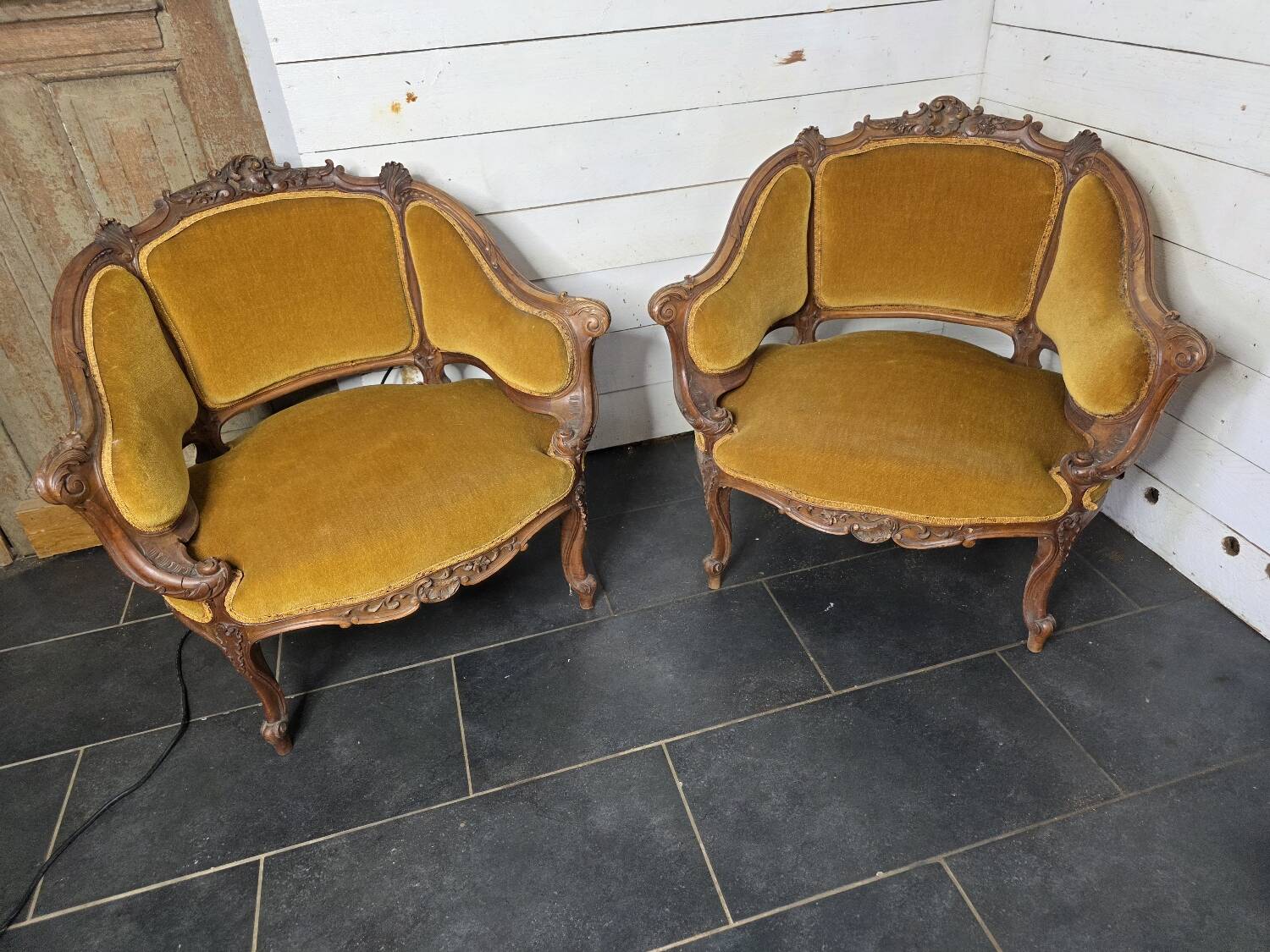 Paire de fauteuils marquise style Louis XV