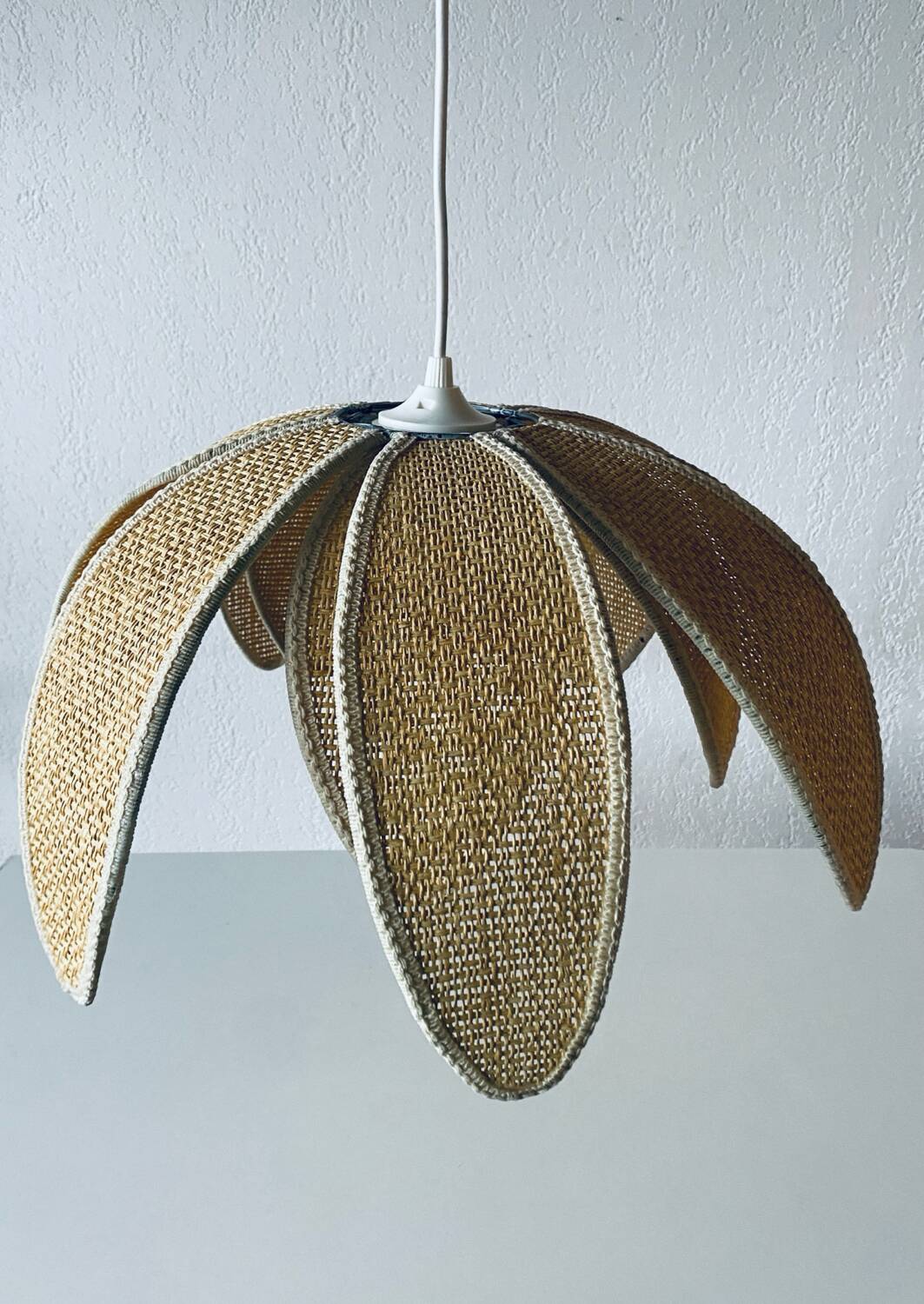 Lotus flower pendant light