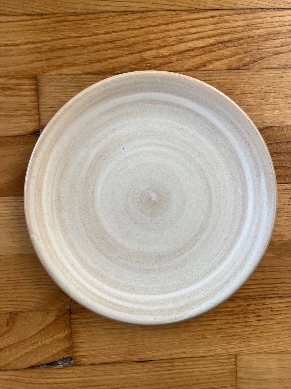 Niderville stoneware plate
