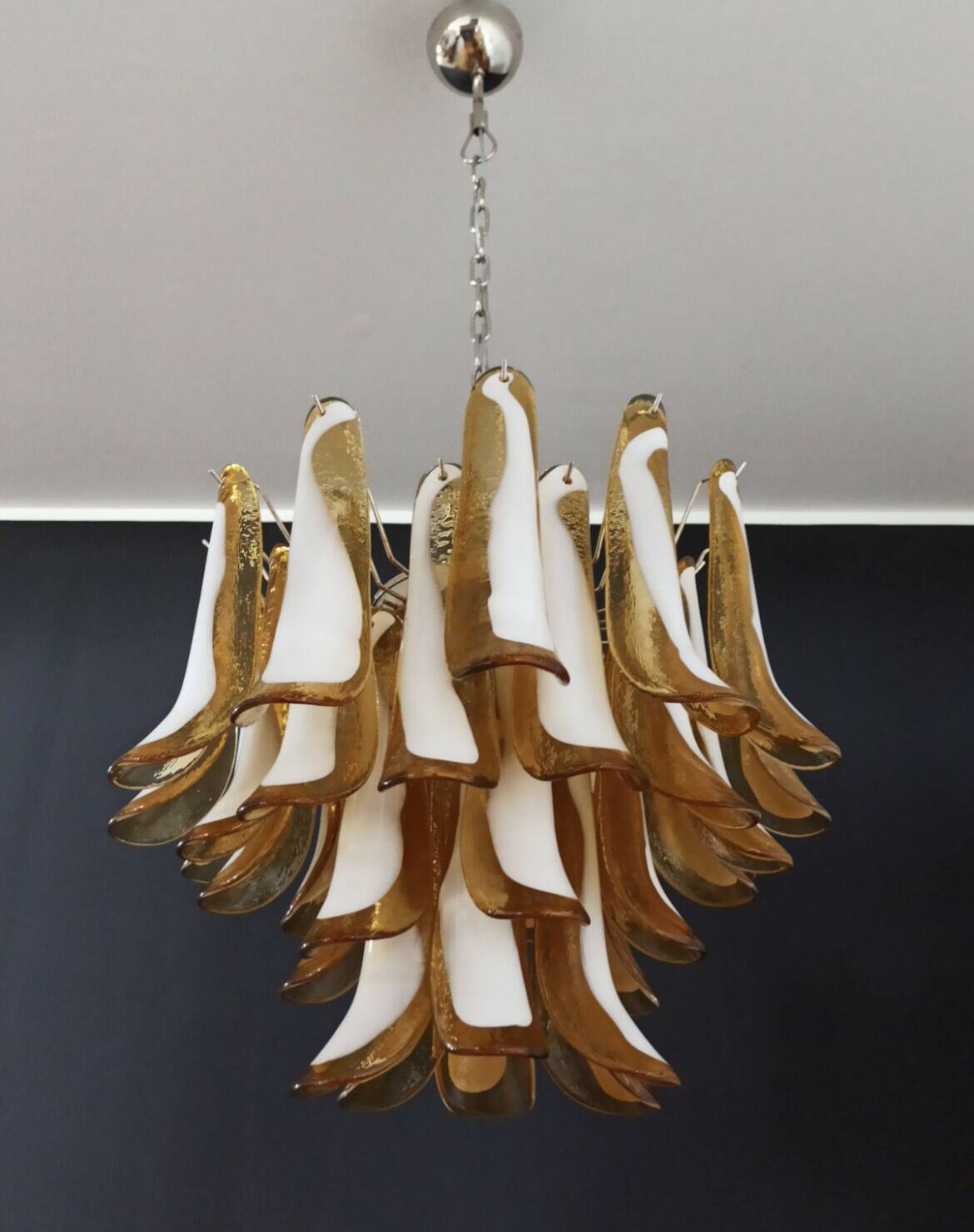 Chandelier 36 vintage cognac elements