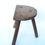 V tripod stool