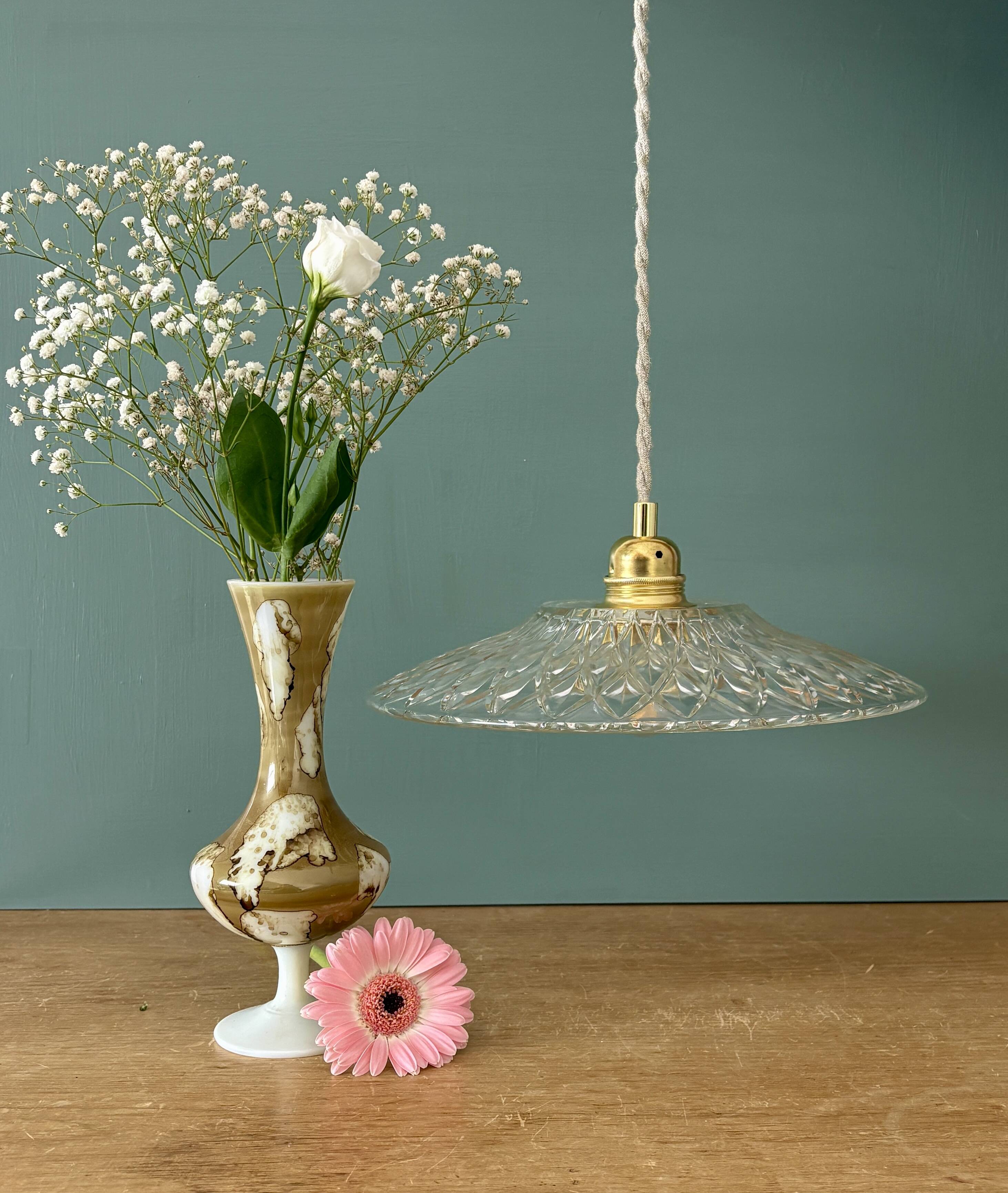 Suspension abat-jour vintage en verre moulé - collection vaisselle -