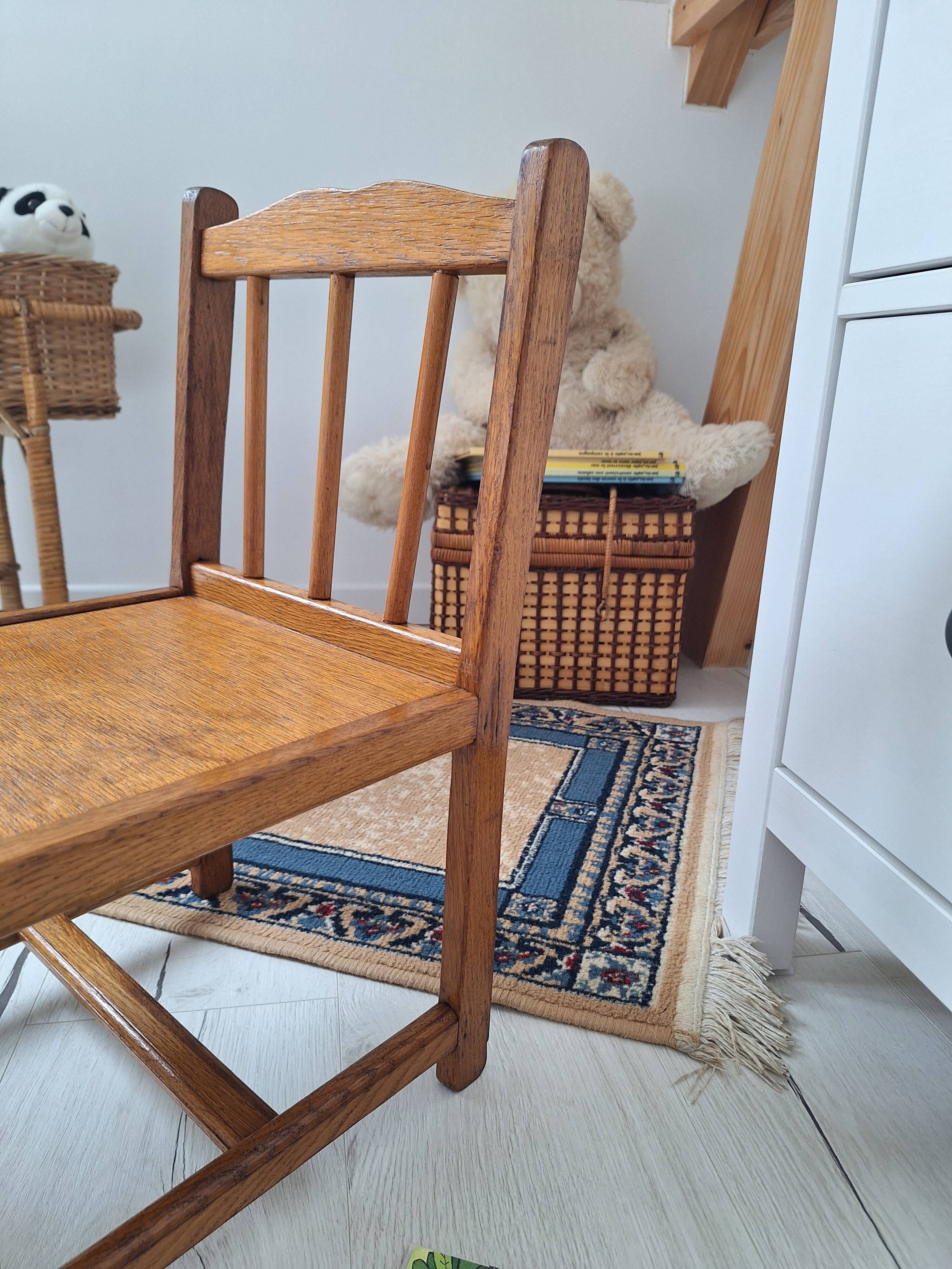 Chaise enfant en bois vintage
