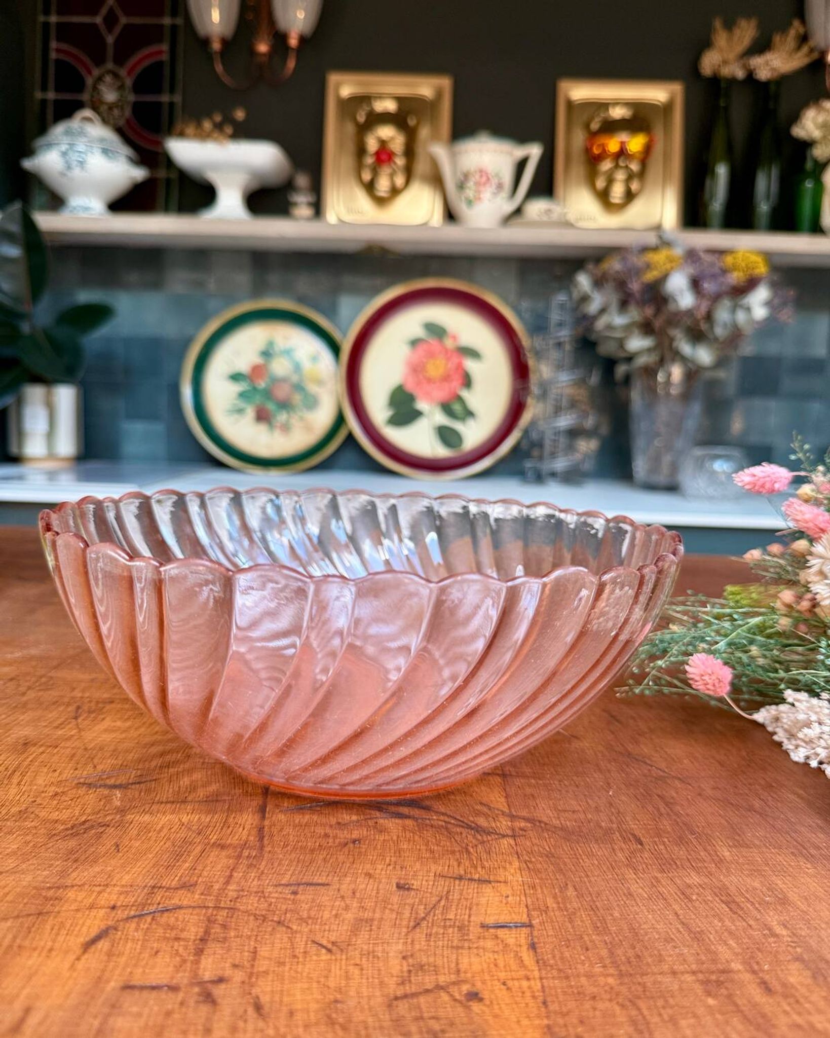 Rosaline pink glass salad bowl