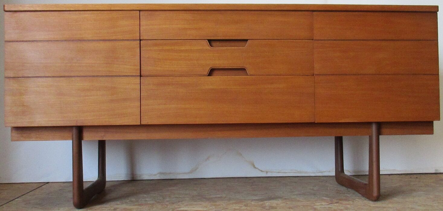 Uniflex clear wood sideboard