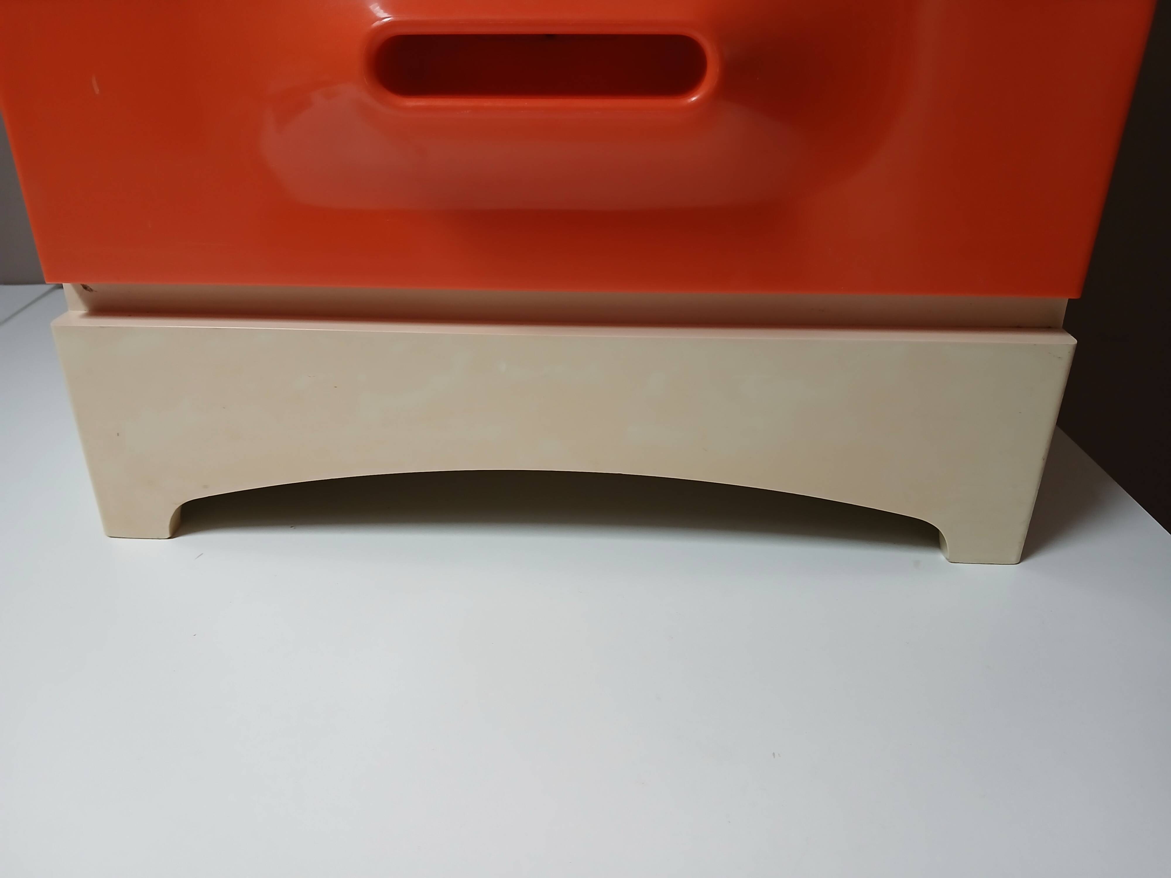 Flair chest of drawers from the 70s