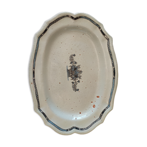 Grand plat en faience ancienne