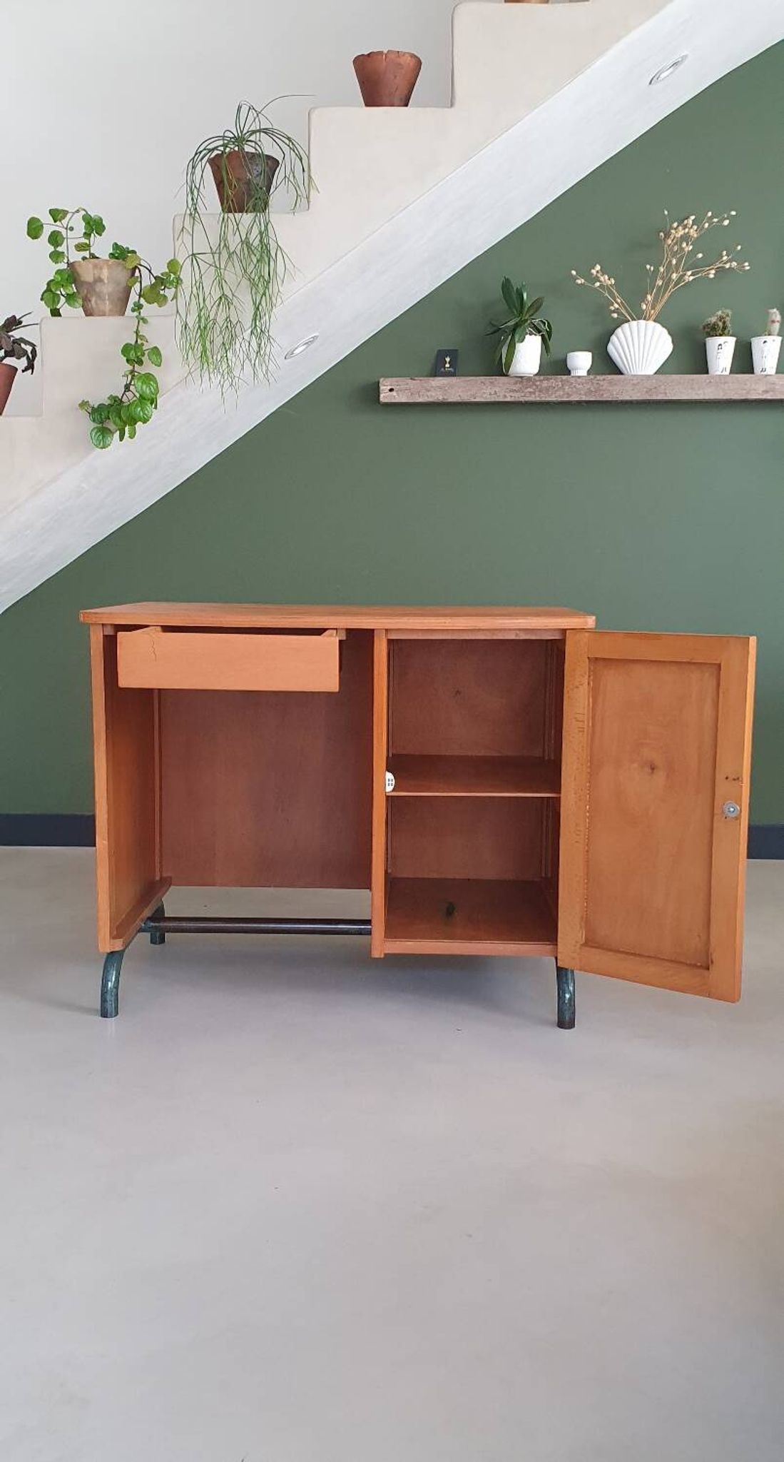 Bureau d'école vintage