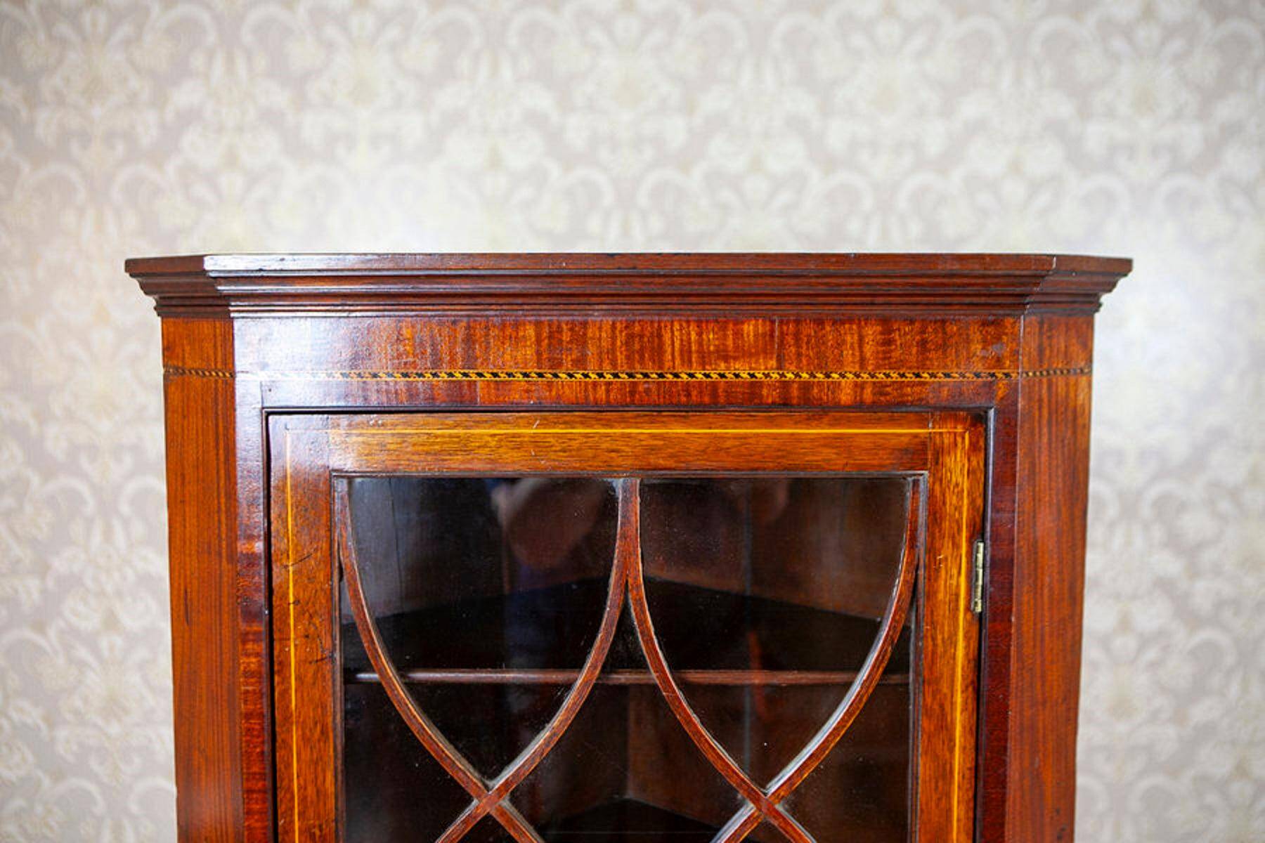 Cabinet d'angle anglais de la fin du 19e siècle en brun