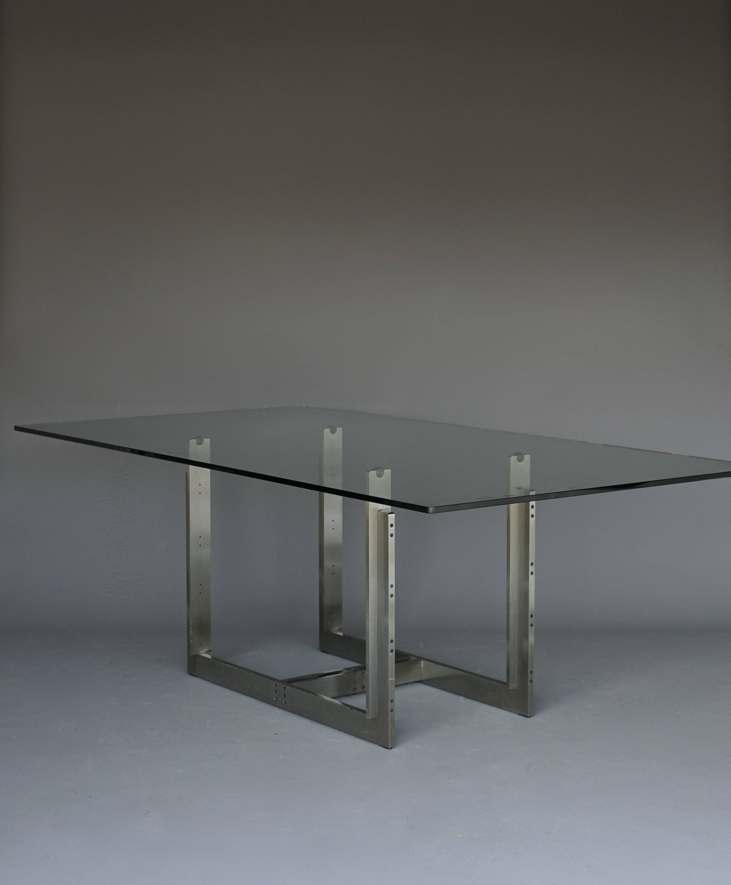 Dining table Sarpi by Carlo Scarpa for Simon Gavina, 1970s.