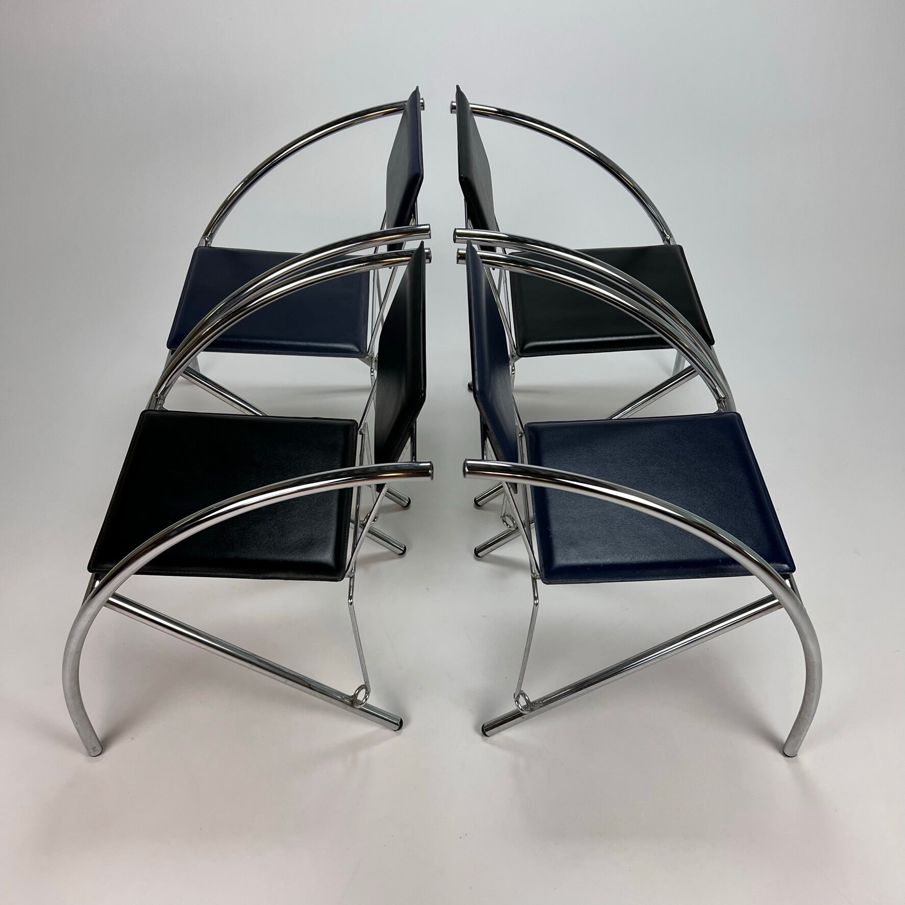 Set of 4 Postmodern Black and Blue and chrome tubular chairs, 1980s
