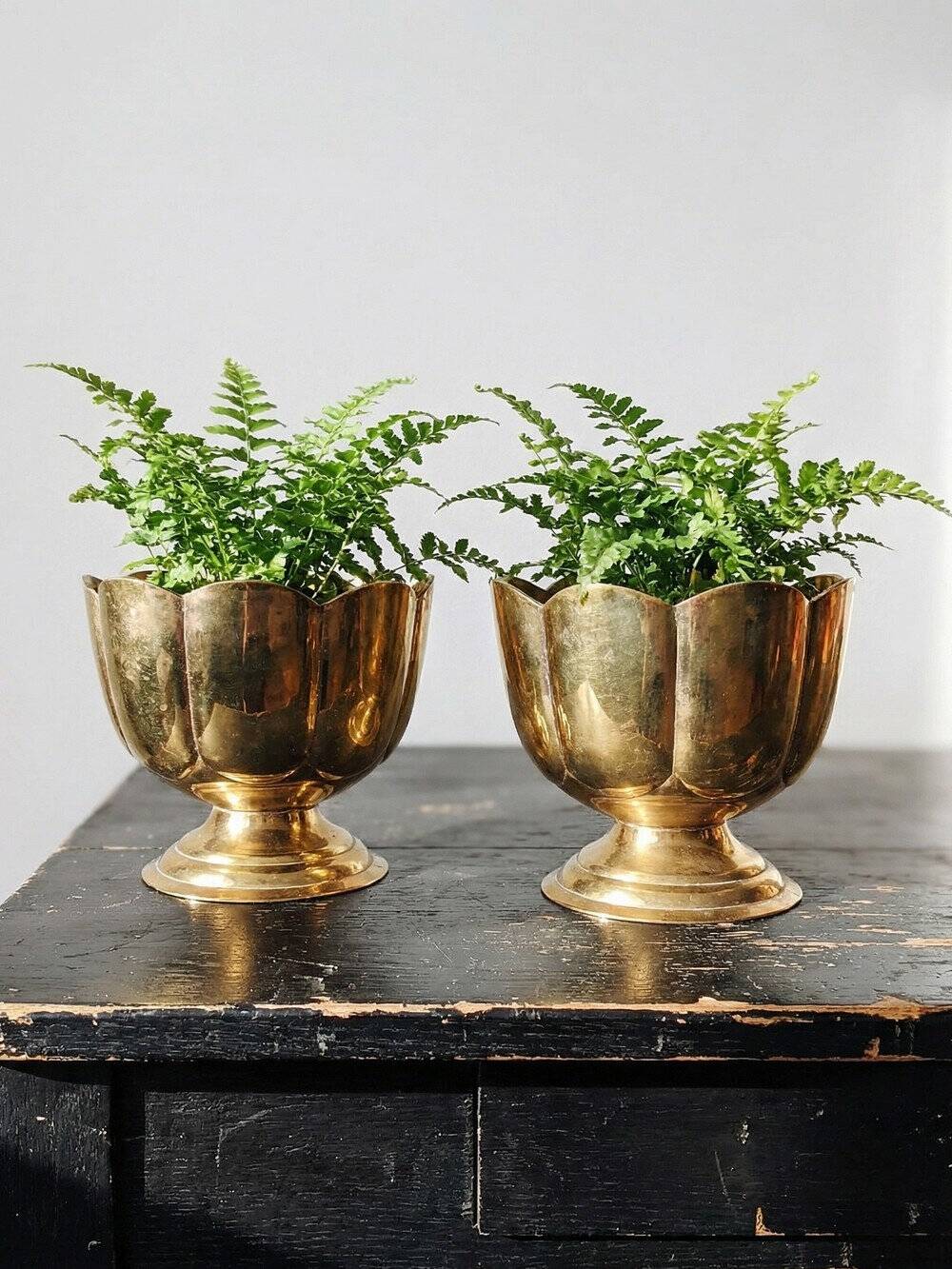 Duo de petits caches-pots en cuivre doré vintages