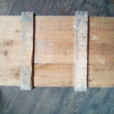 Artisanal transport crates