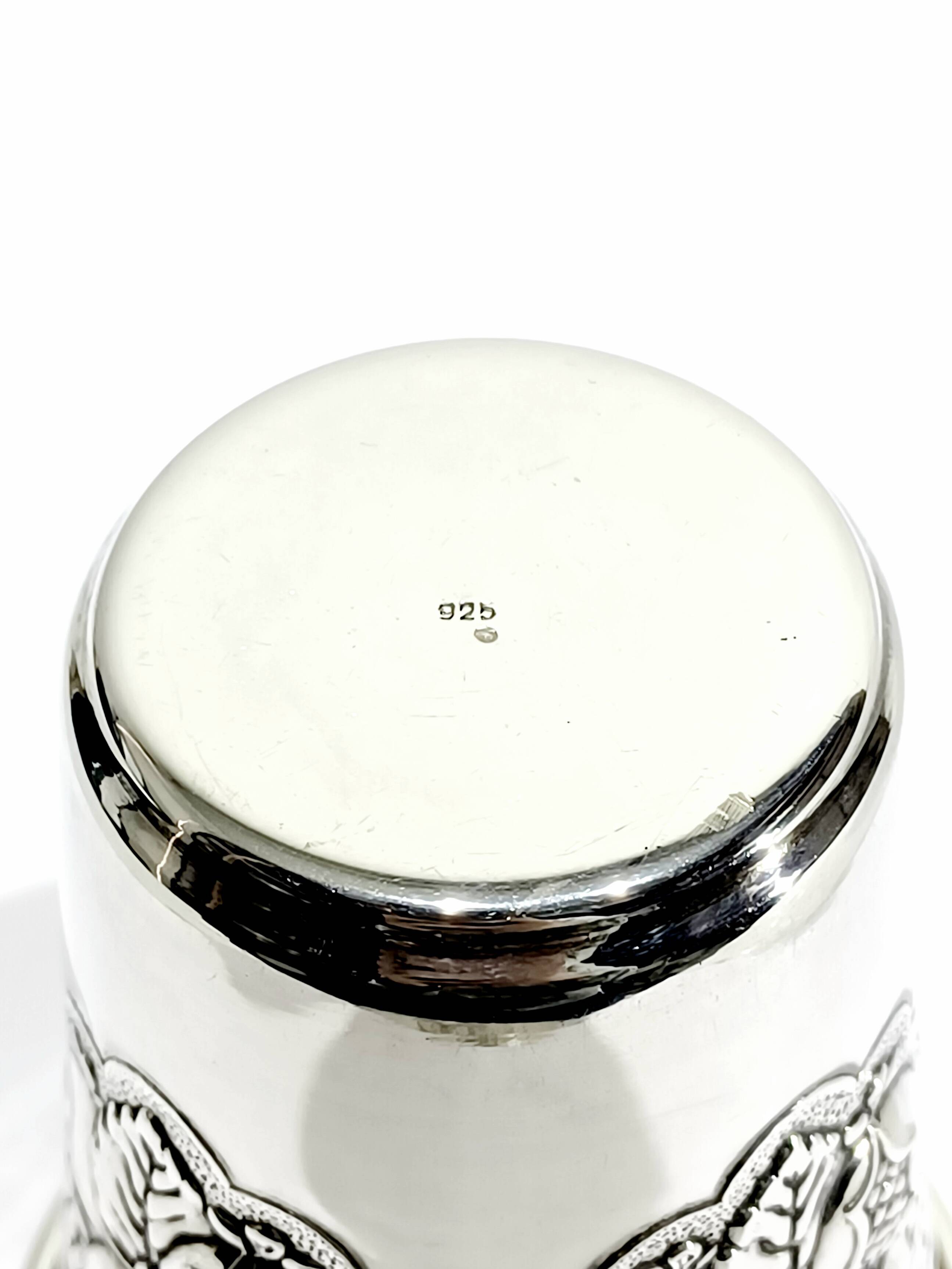 Timbale en argent massif grappes de raisin