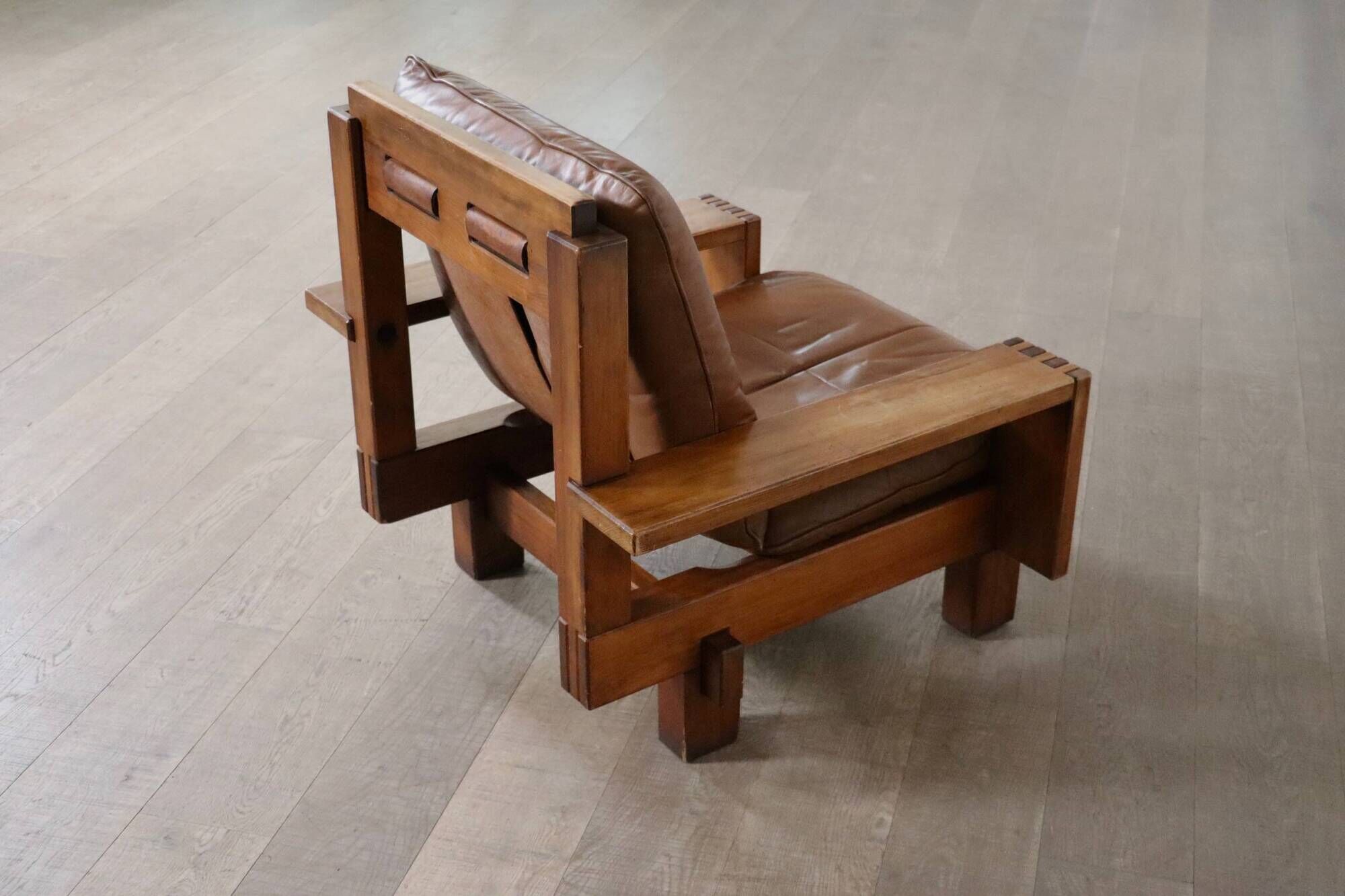Midcentury Modern Brutalist Lounge Chair In Oak And Leather, Italy 1970s