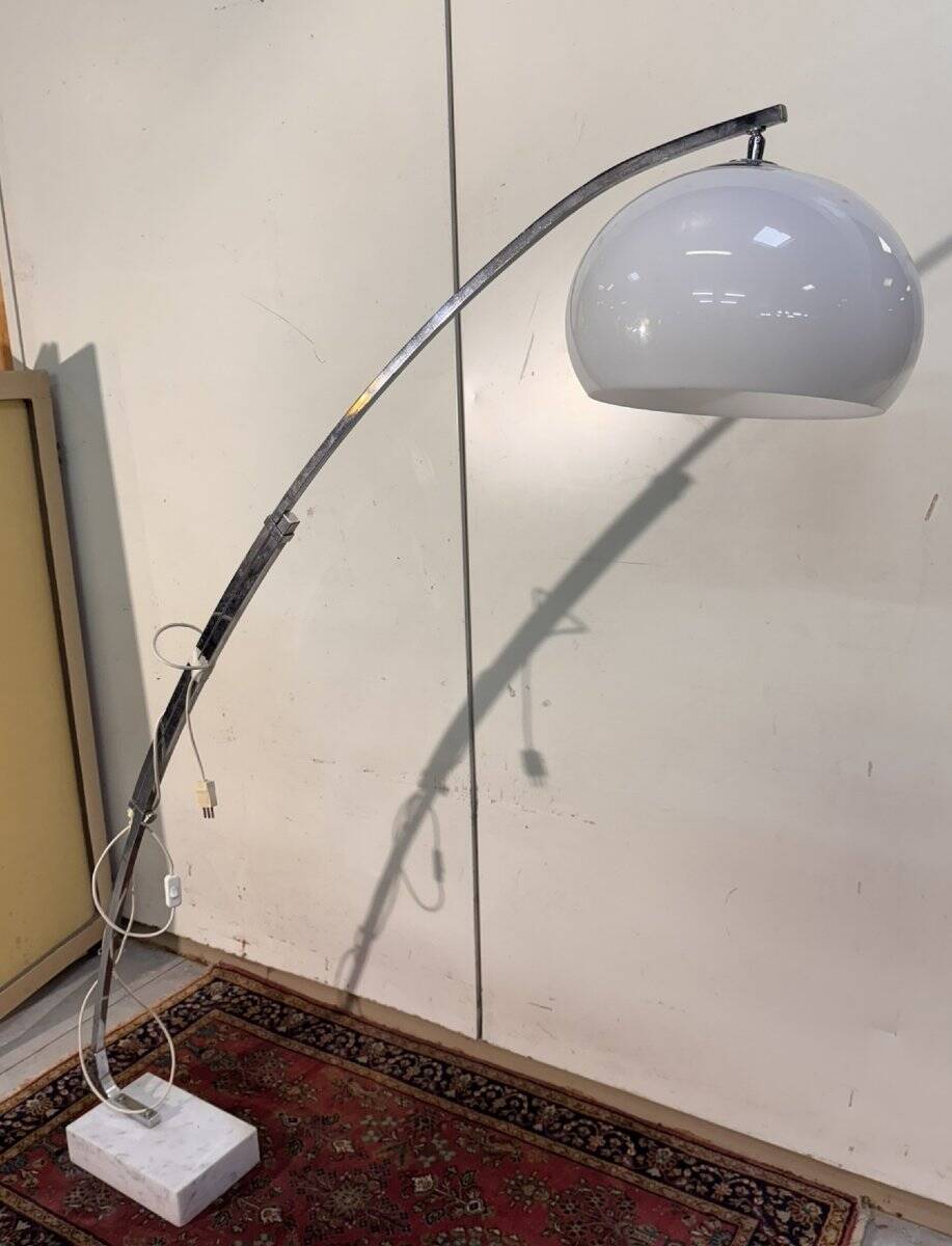 According to Goffredo Reggiani: Vintage 1970 telescopic arc floor lamp.