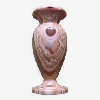 vase en onyx