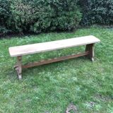 Bench in solid oak