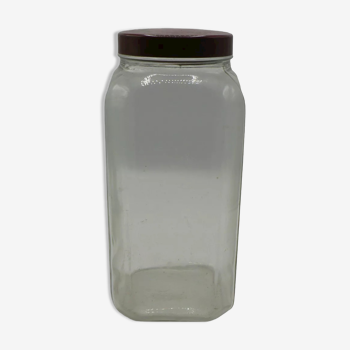 Glass jar with bouillon cubes, large format