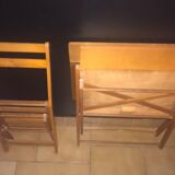 Foldable children's desk