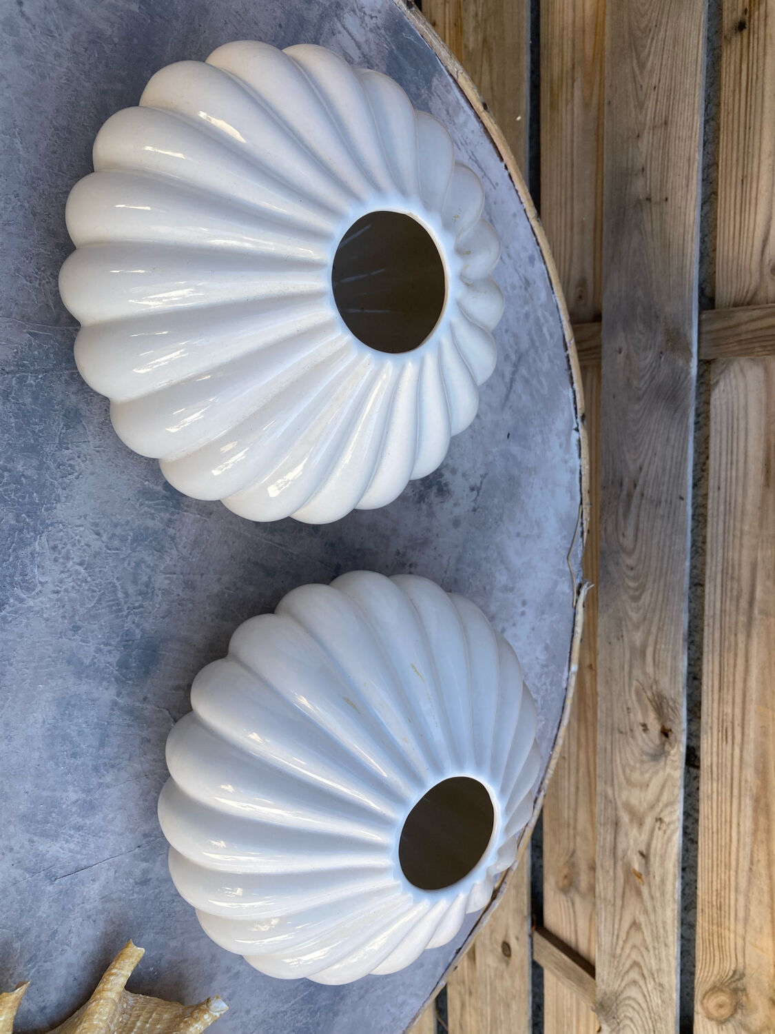 Pair of 2 polylobed round vases