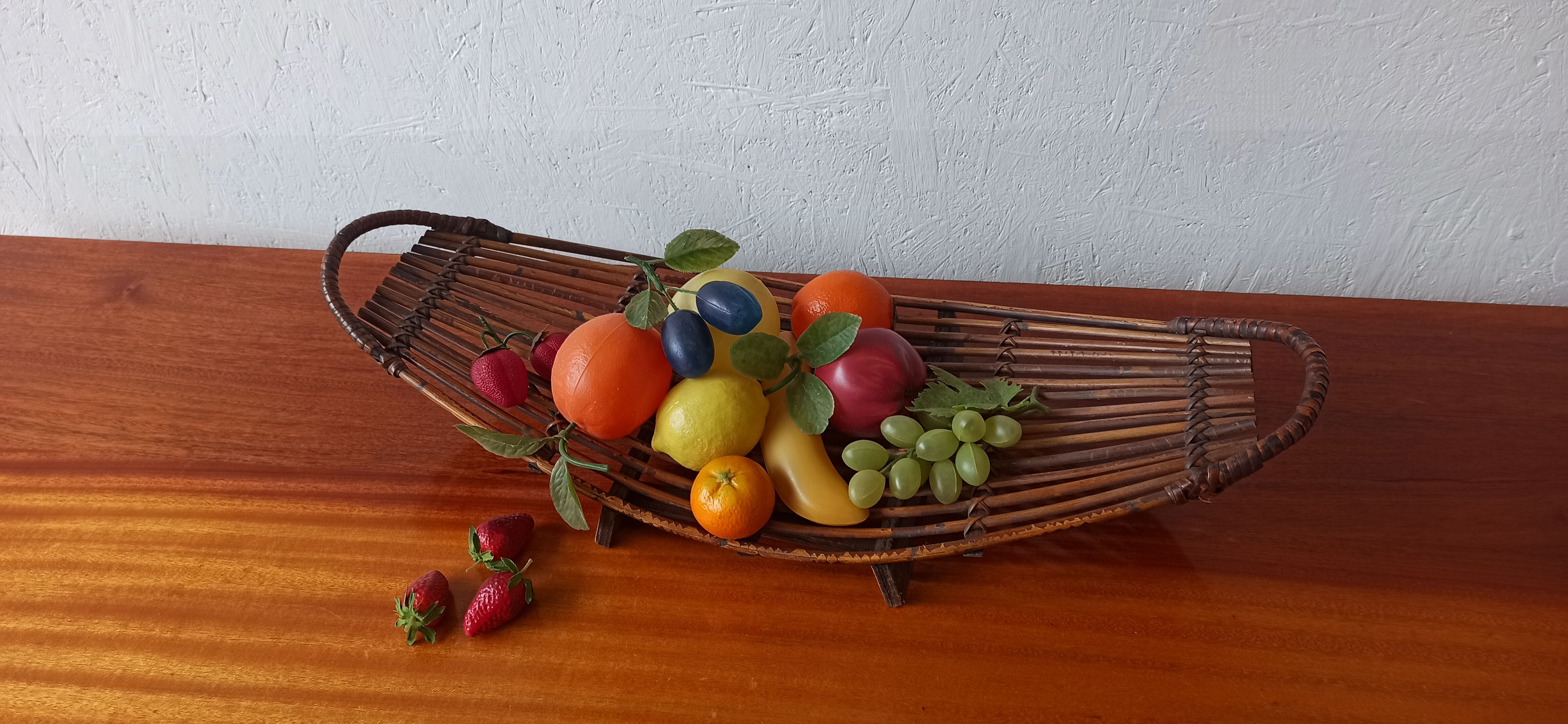 Wooden tray design of the 70s