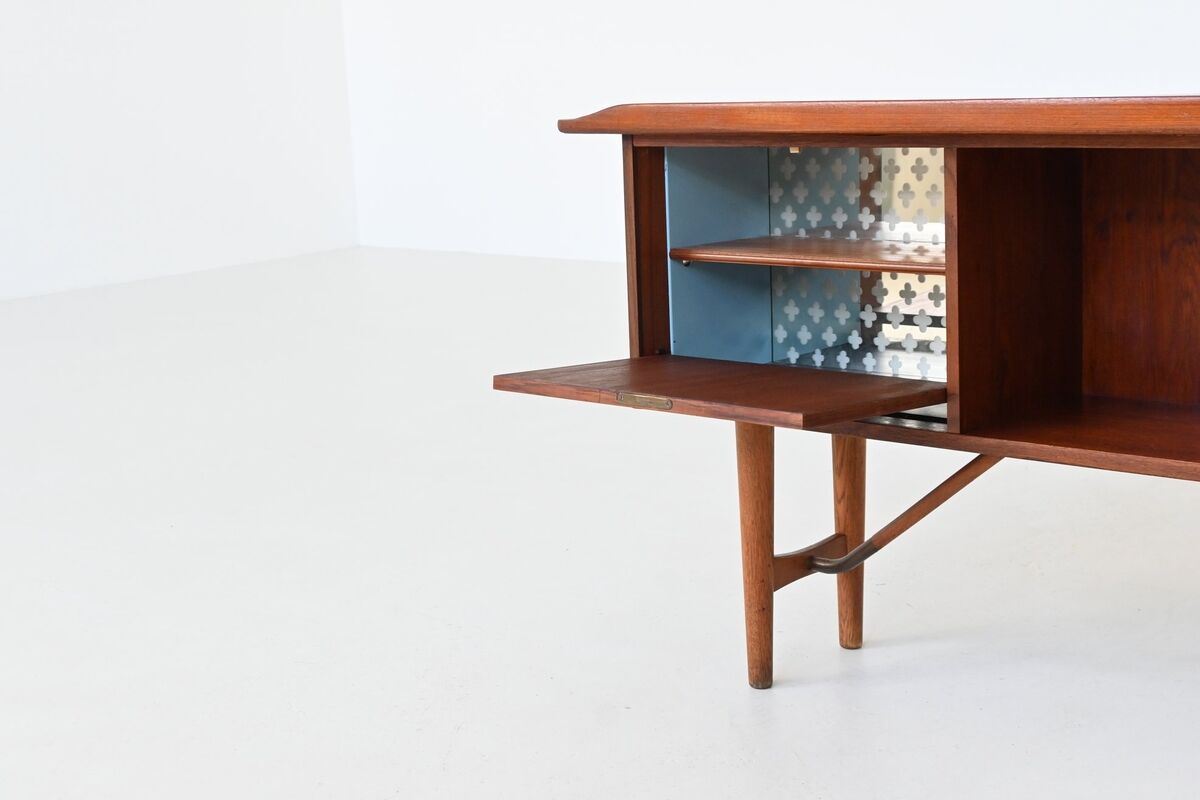 Peter Løvig Nielsen boomerang writing desk in teak Løvig Denmark 1960