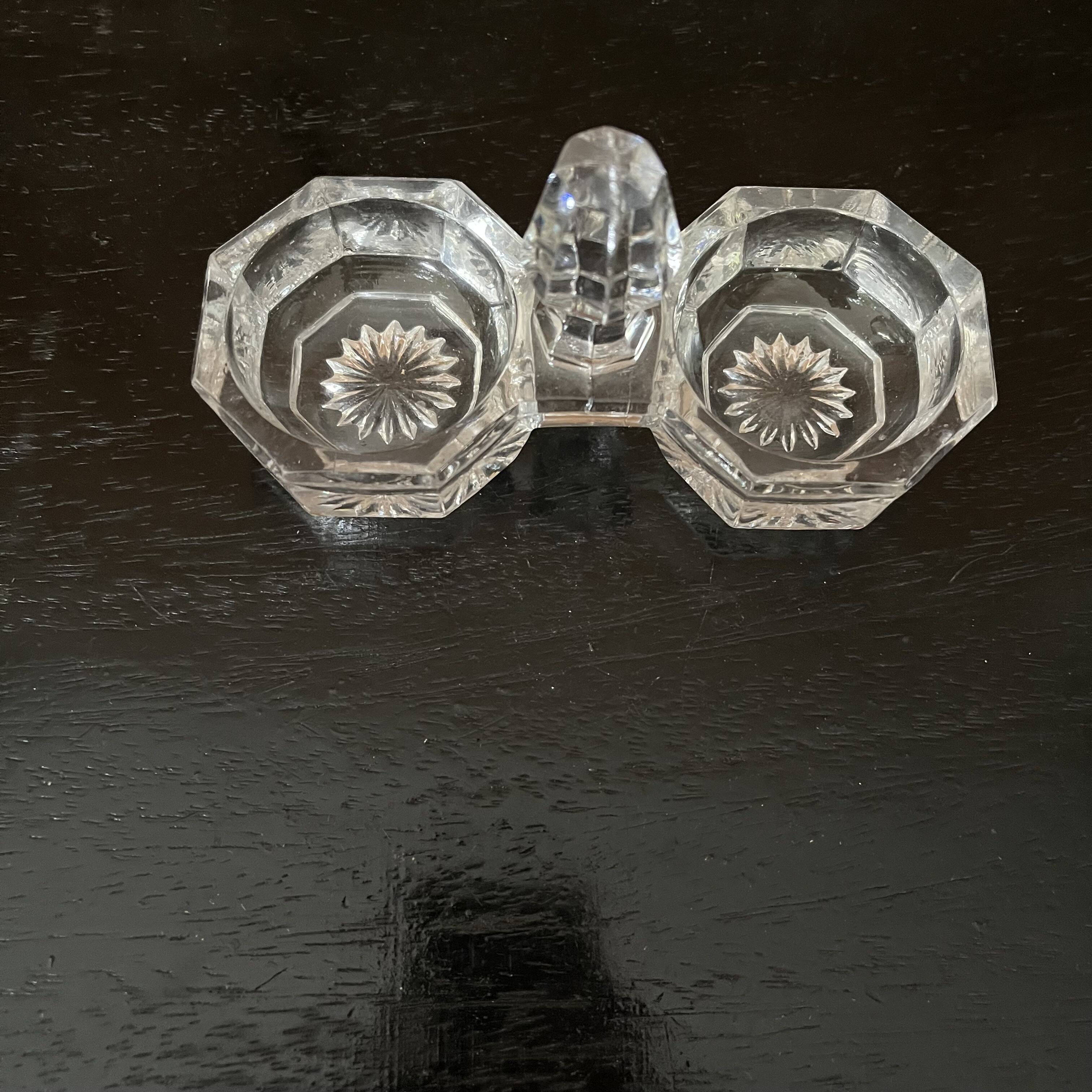 Ancienne salière et poivrière