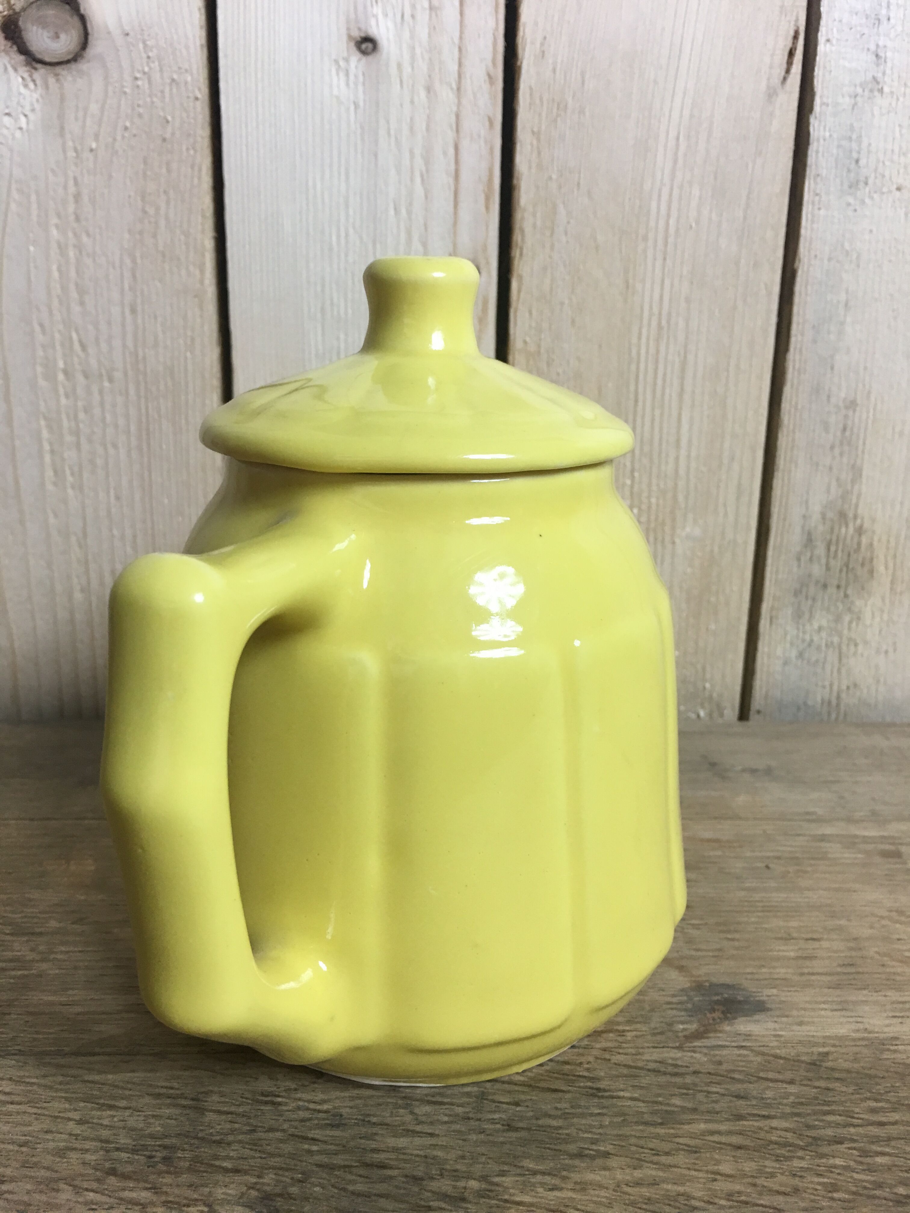 Vintage teapot digoin