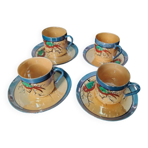 4 tasses et sous tasses