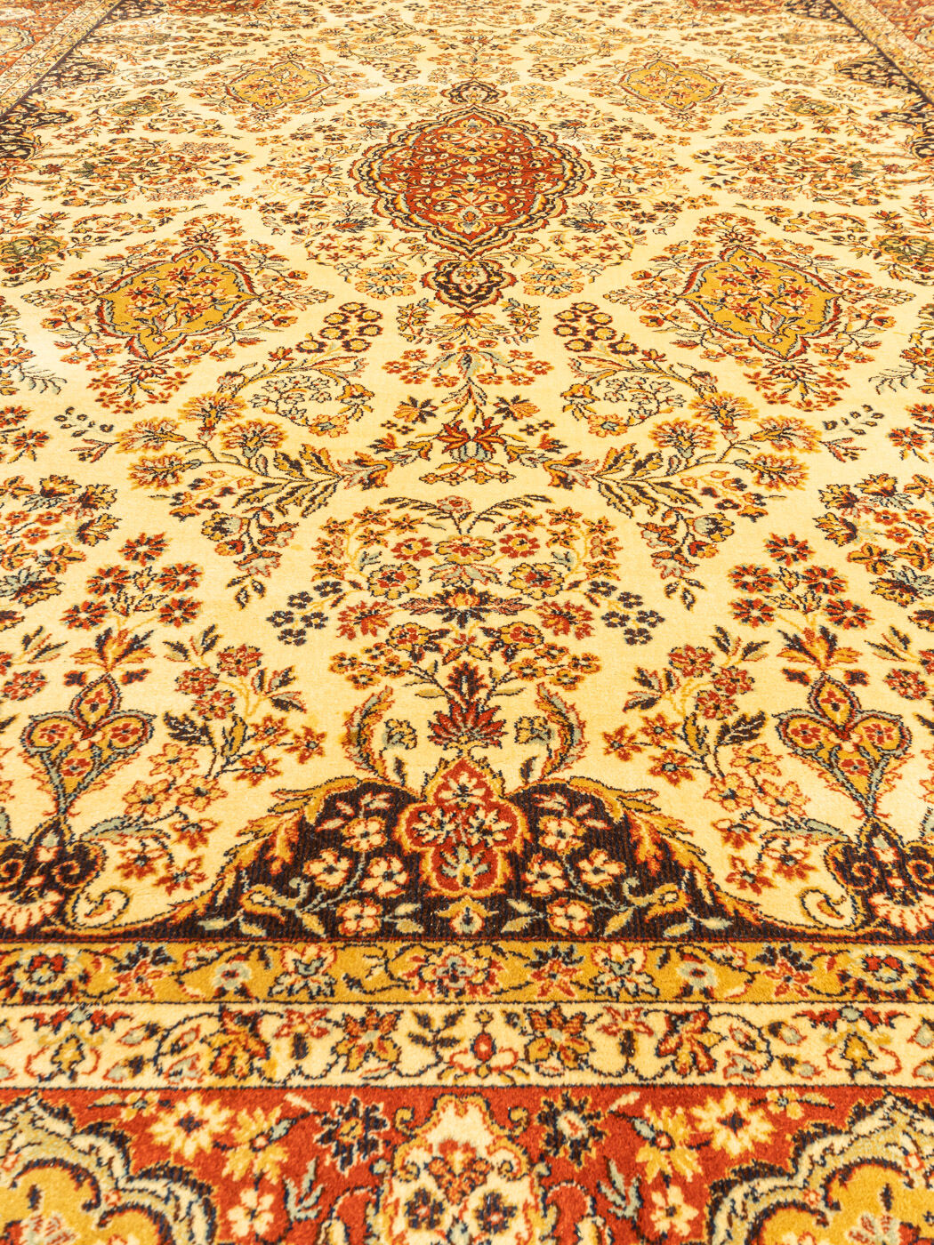 1960s carpet , 250 x 345