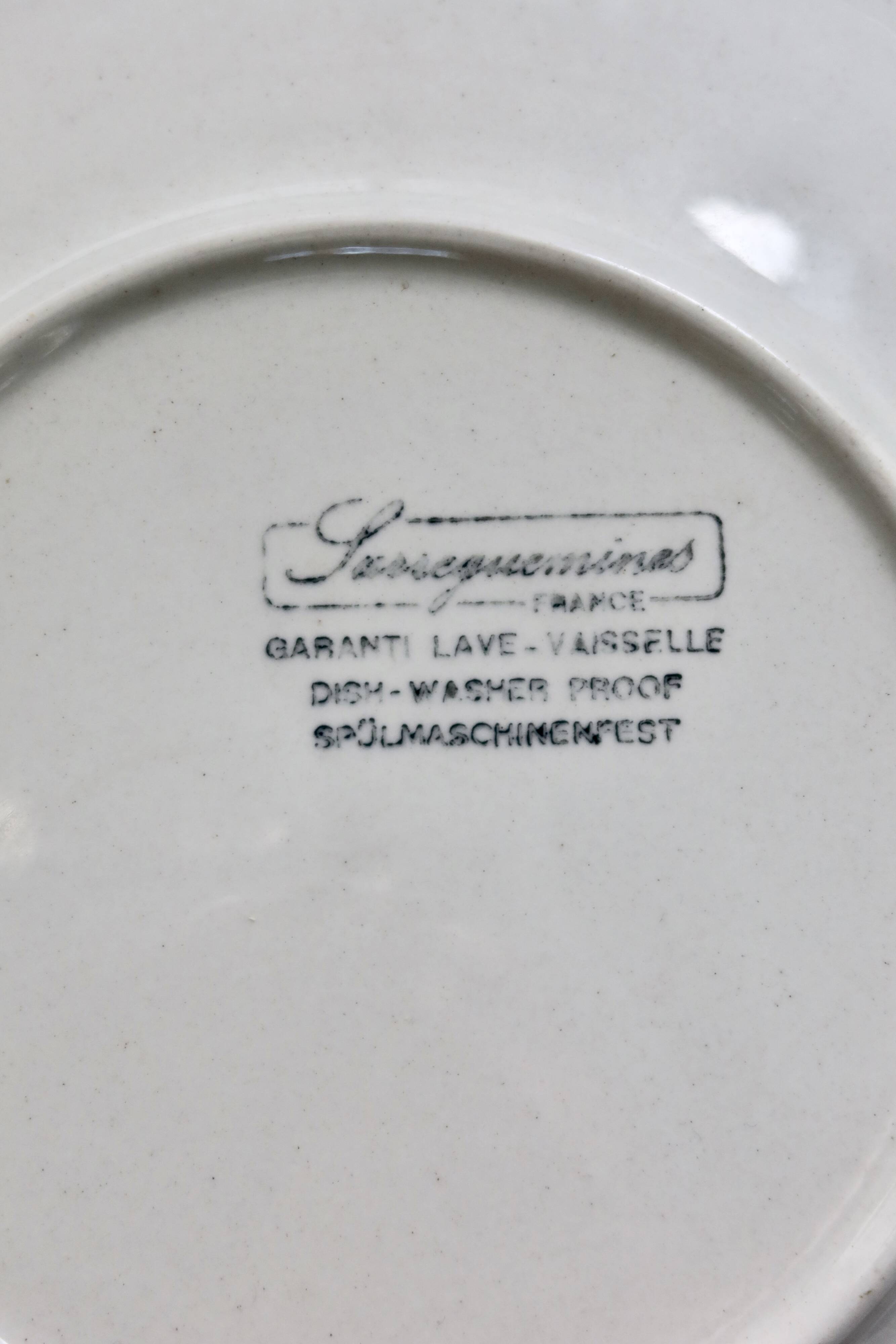4 vintage dessert plates Sarreguemines - White earthenware with red pattern n