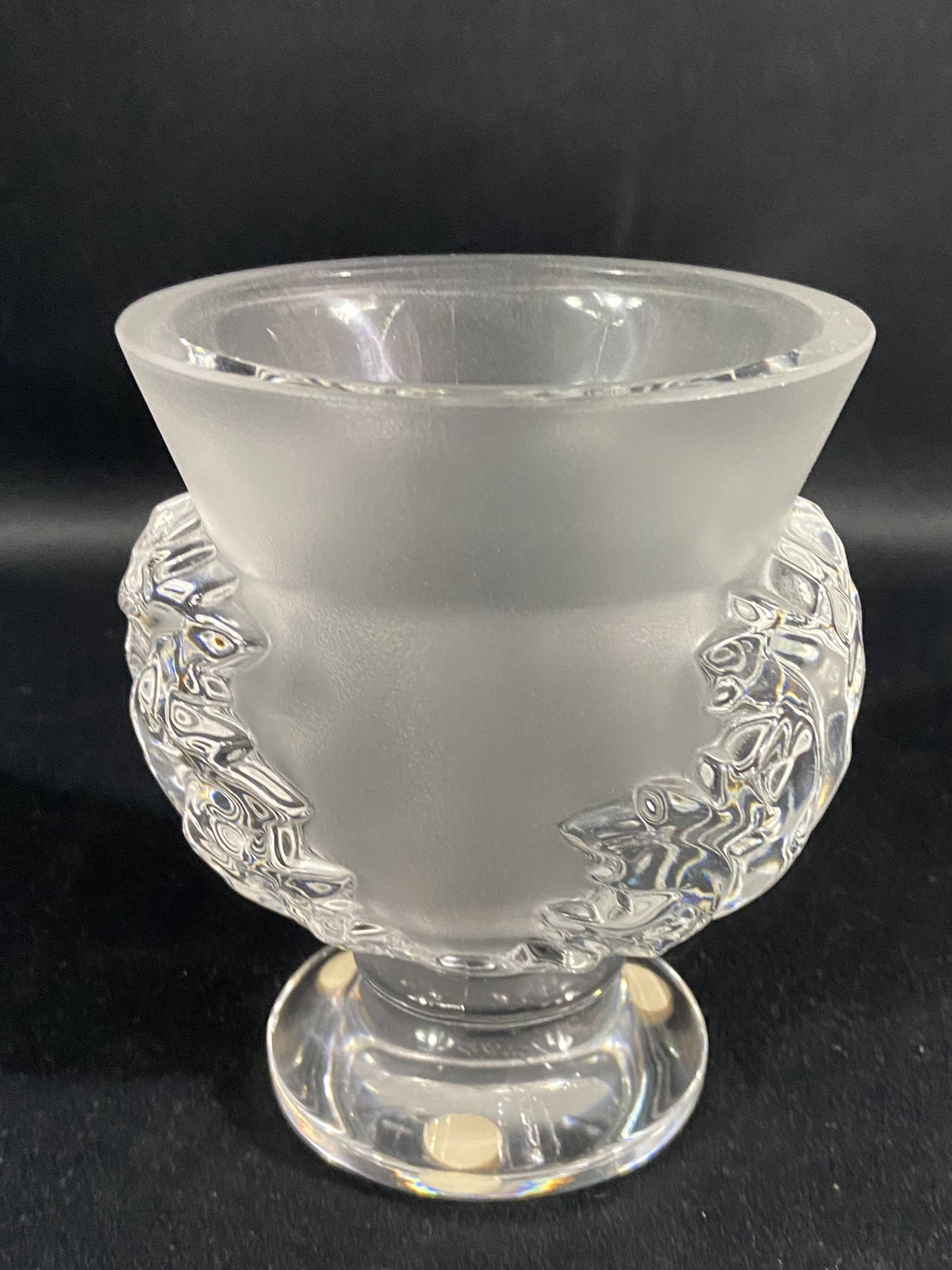 Vase on pedestal with foliage decoration signed lalique saint-cloud, possible pair