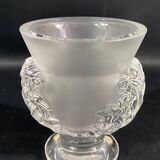 Vase on pedestal with foliage decoration signed lalique saint-cloud, possible pair