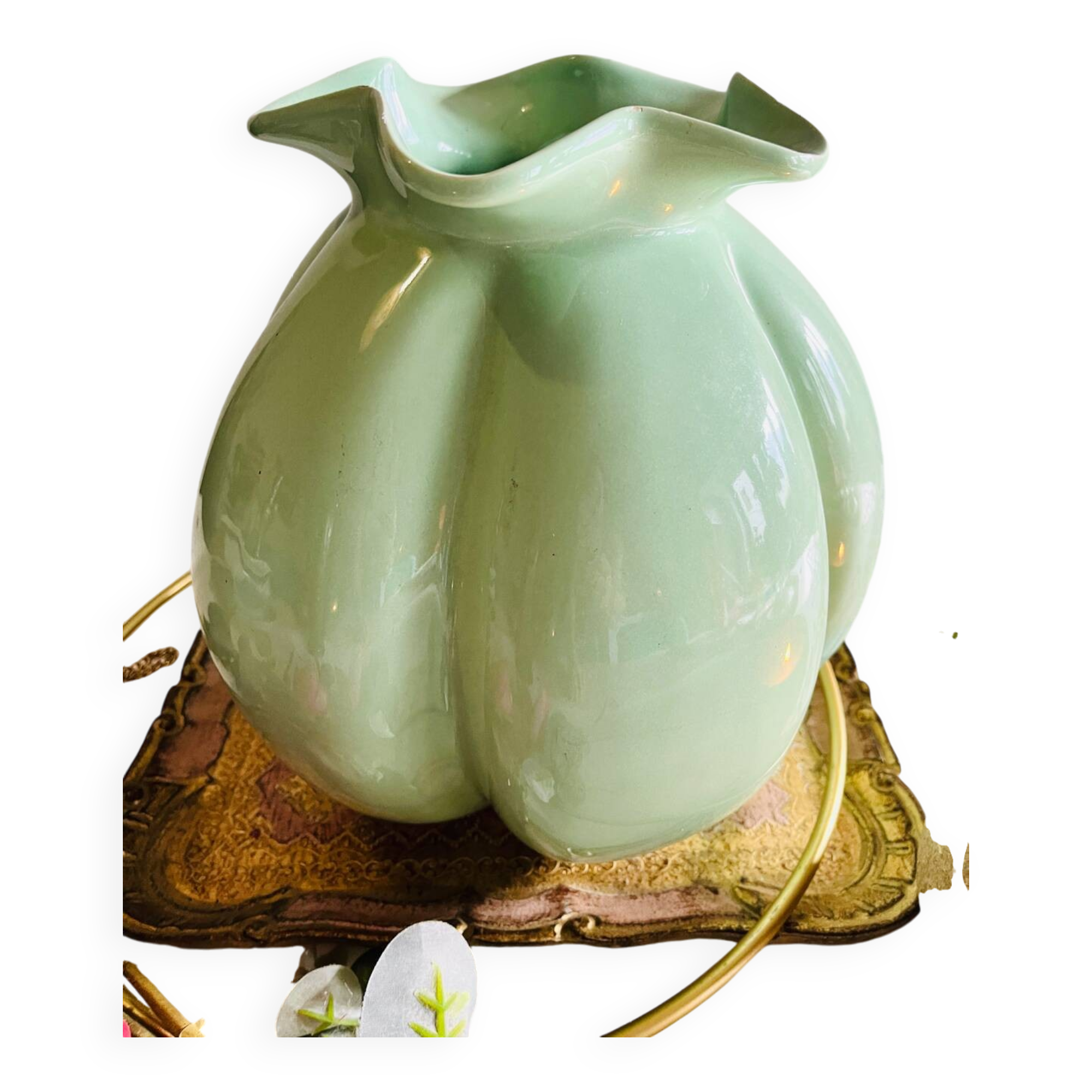 Vintage turquoise flower shaped vase.