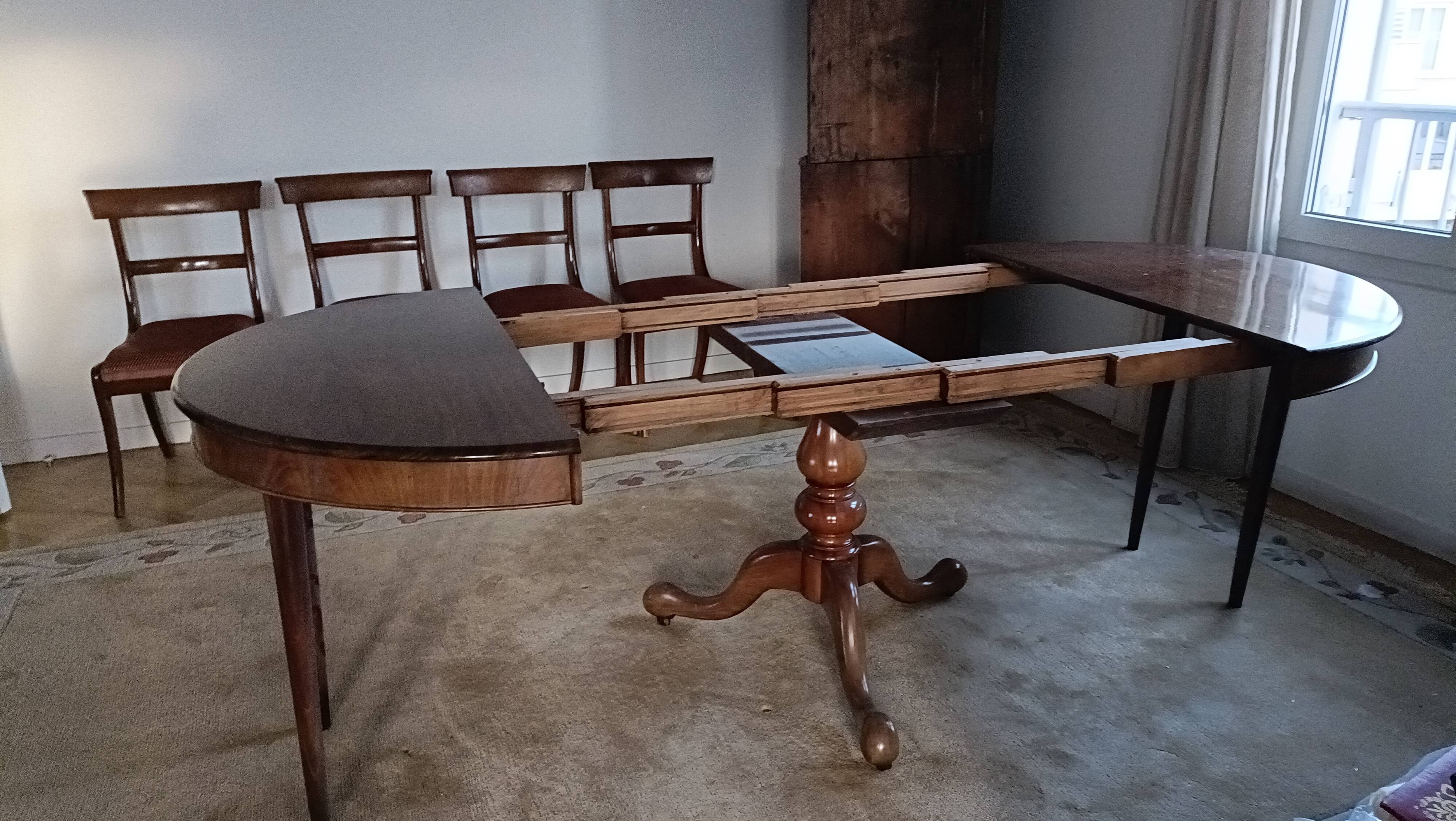 English mahogany table 8/10 people