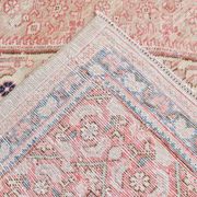 Tapis persan classique rose et bleu