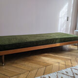 Daybed bottle green bench Kann Design