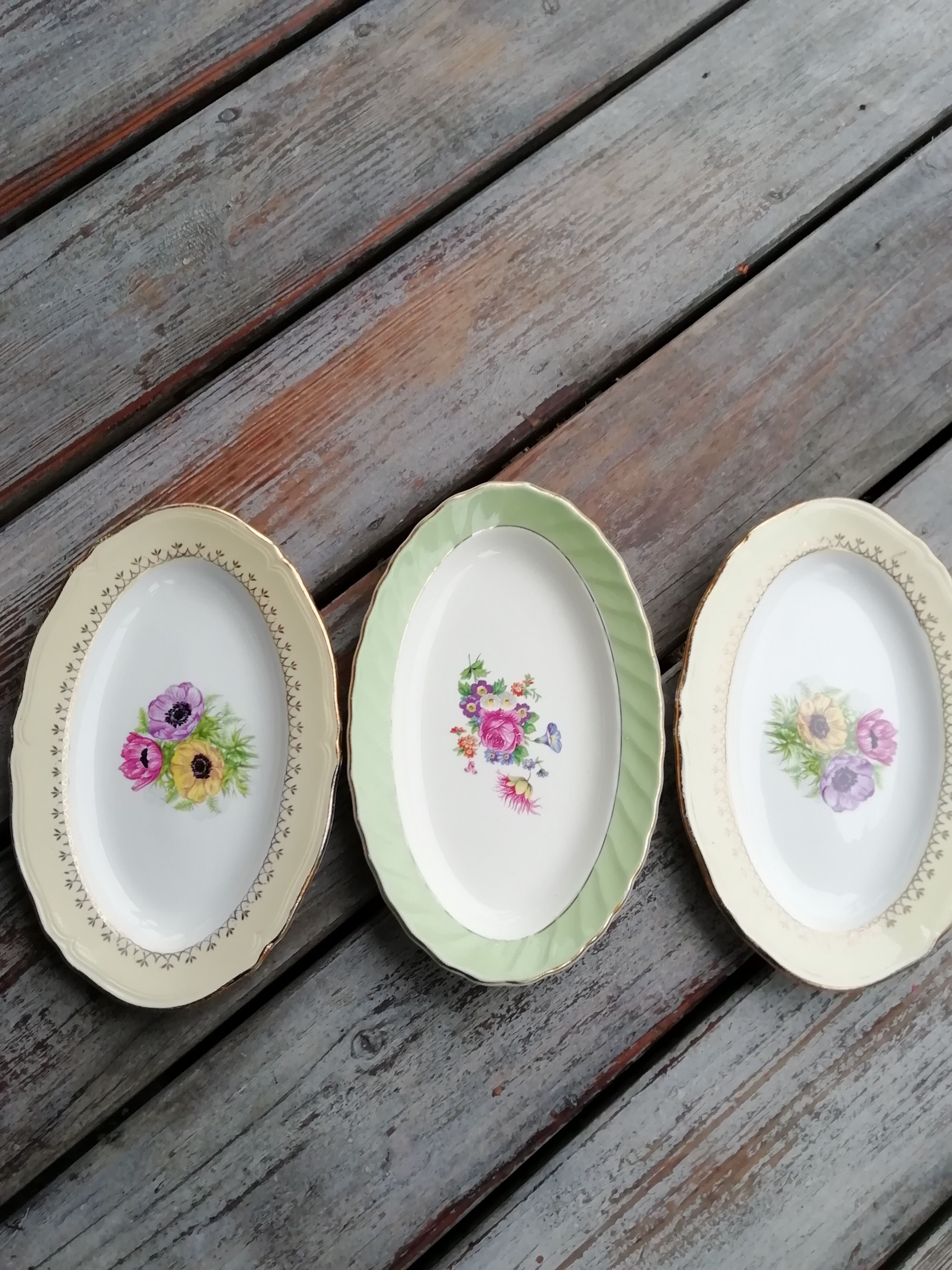 Lot of raviers pastel tones